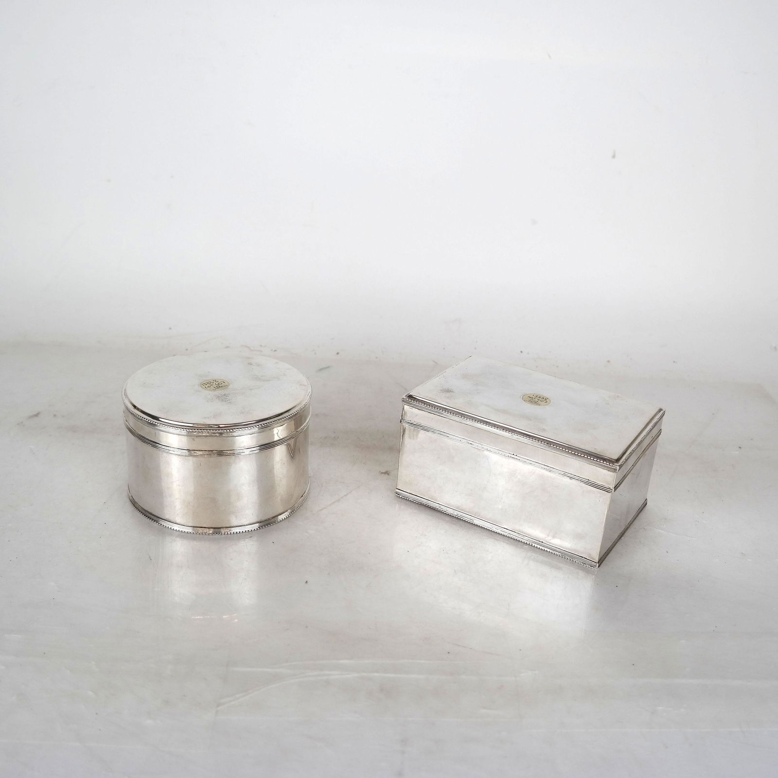Set of 2 Silver Cookie Boxes, Dated 1807 (1 of 16)