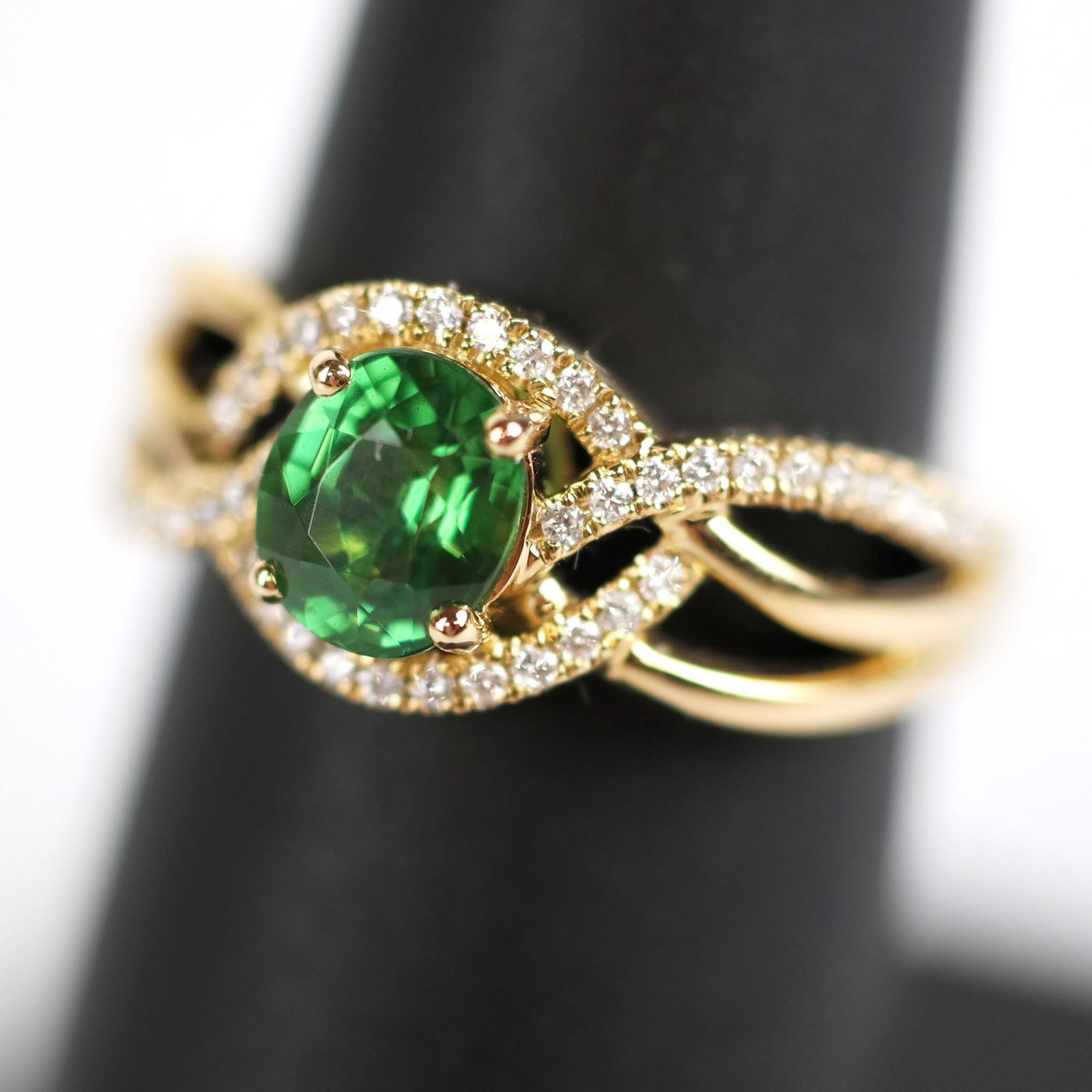 Cirari Couture Green Tsavorite & Diamond Ring (1 of 8)