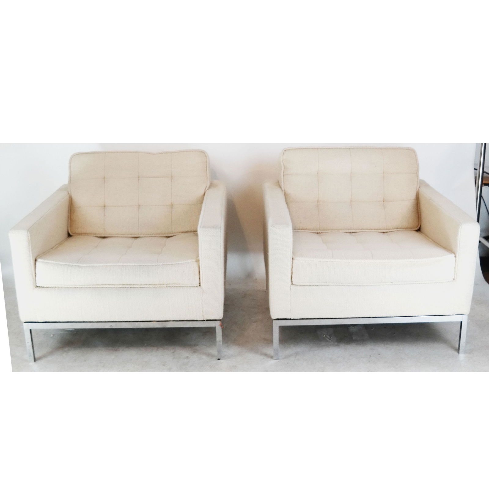 Pair of Knoll Arm Chairs (1 of 6)