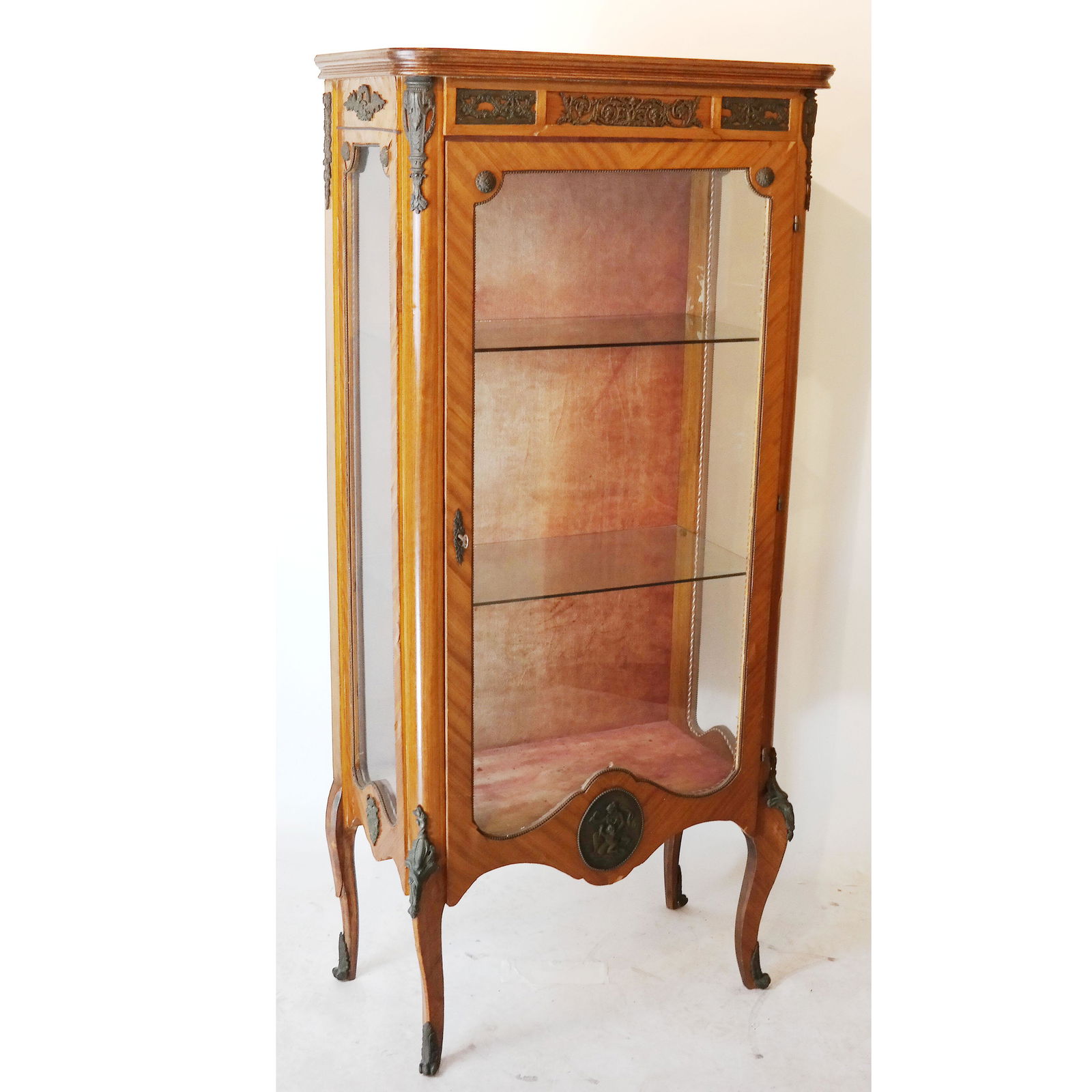 Mahogany Vitrine Display Cabinet (1 of 15)