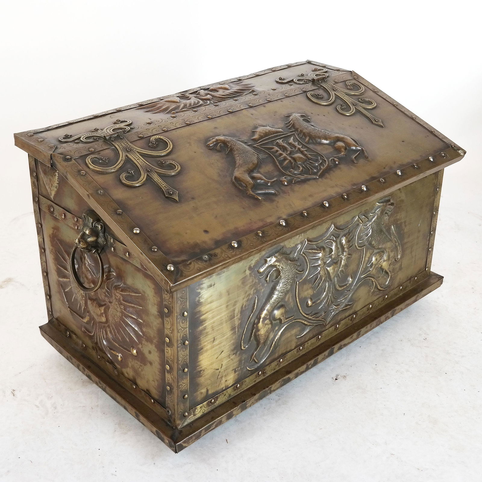 Antique English Brass Repousse Coal Box (1 of 10)