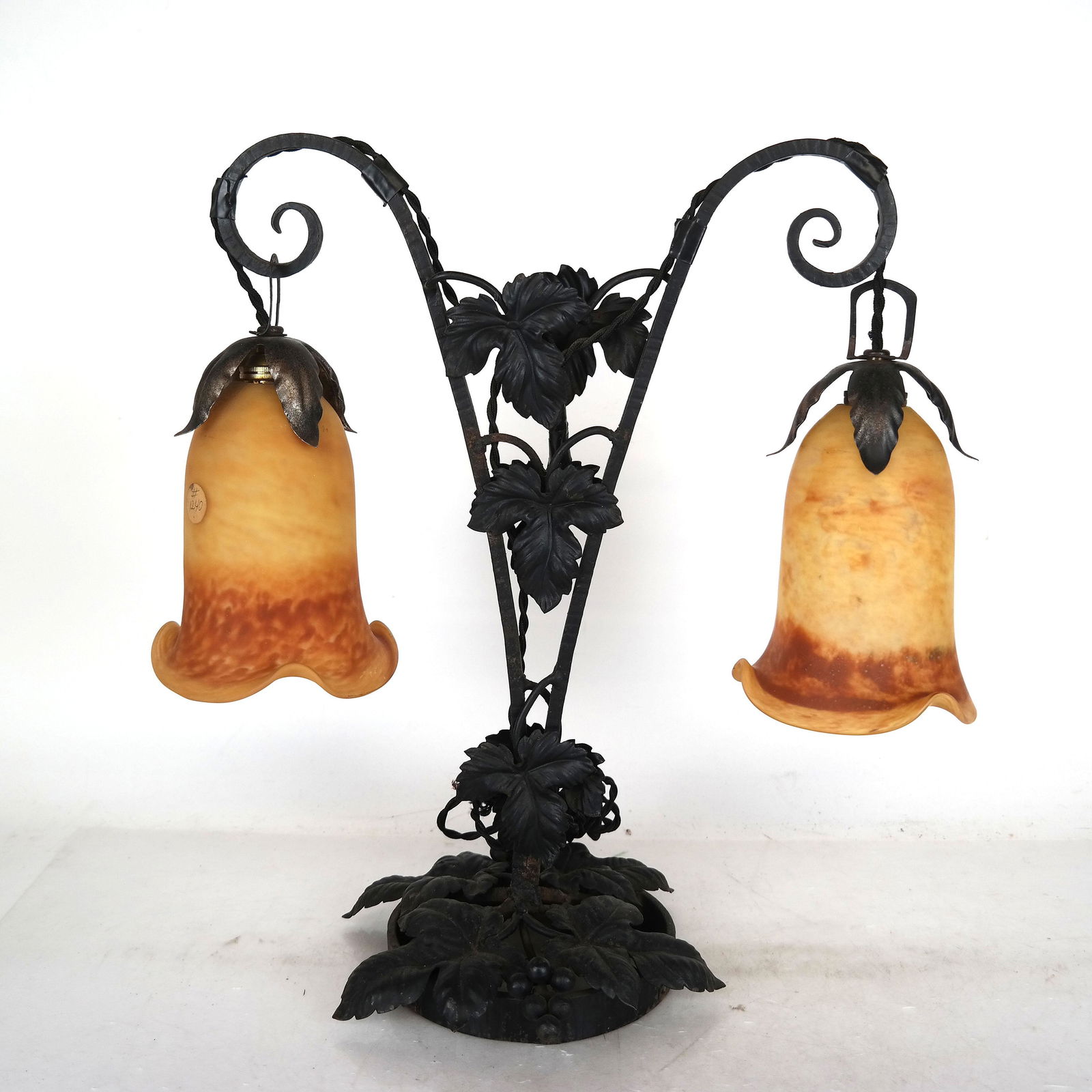 Art Nouveau Two-Light Table Lamp (1 of 11)