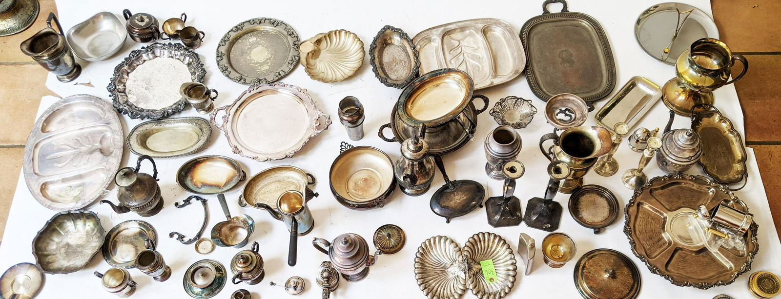 Large Lot of Silver Plate Articles (1 of 14)