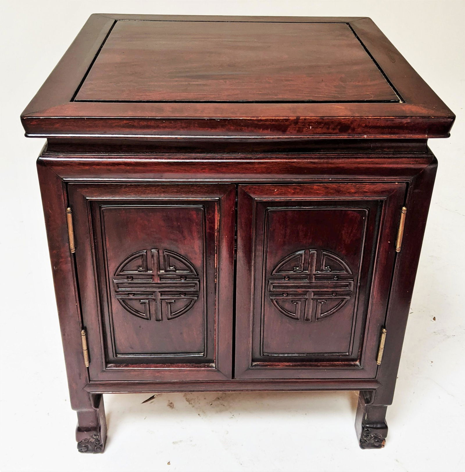 Asian Two-Door Stand (1 of 11)