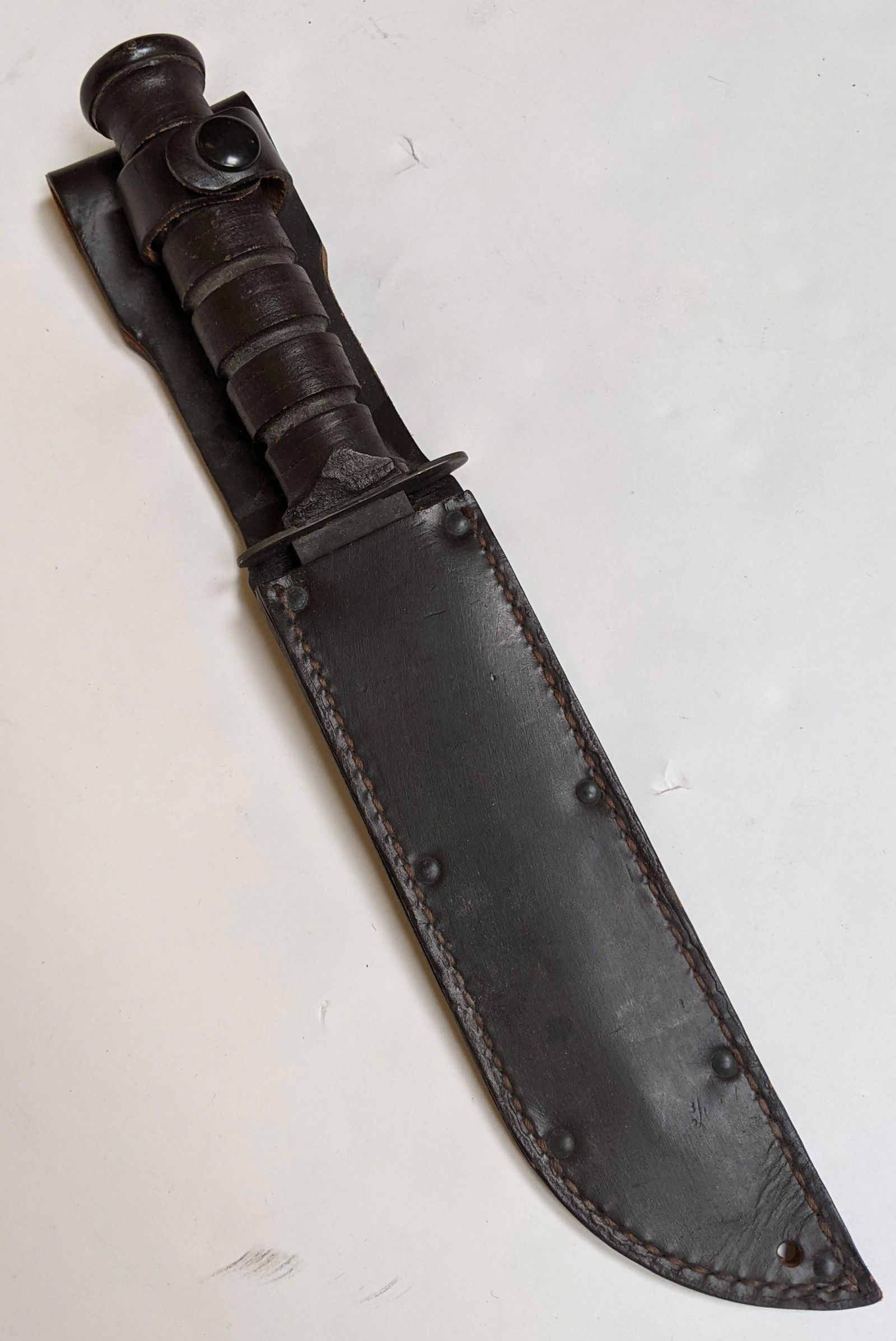 Vintage USA Camillus USMC Combat Knife (1 of 6)