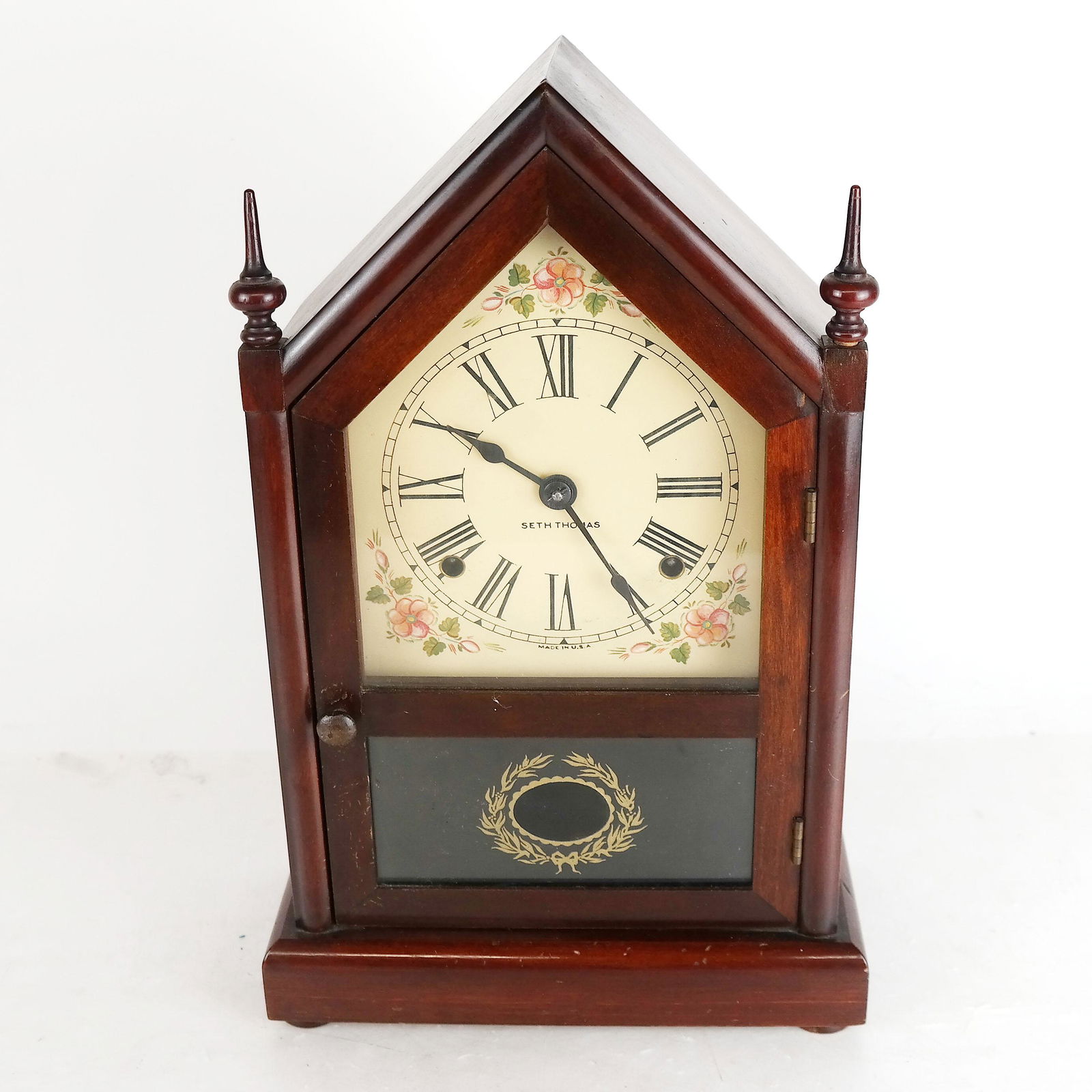 Seth Thomas Shelf Clock (1 of 10)