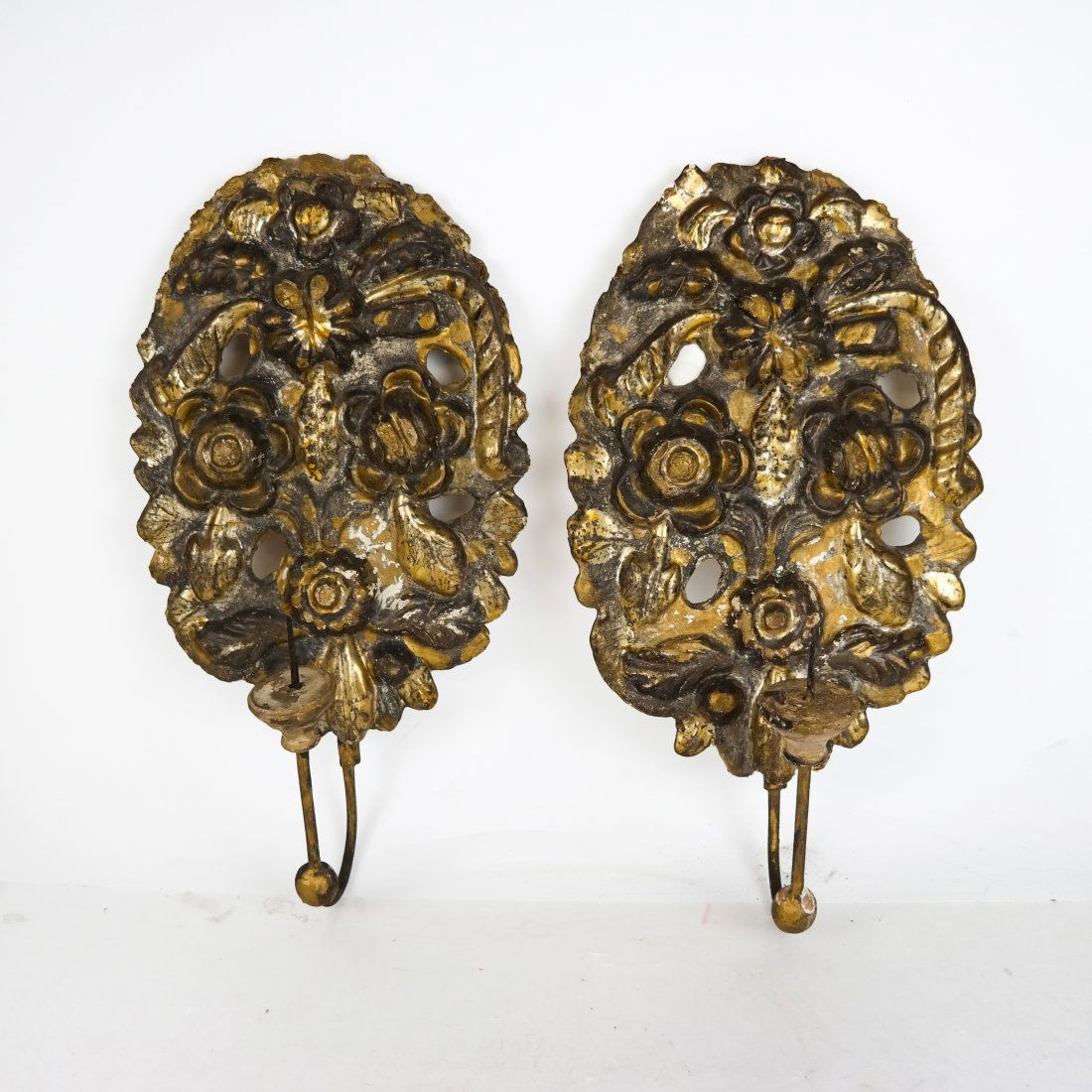 Pair of Antique Gilt Papier Mache Wall Sconces (1 of 5)