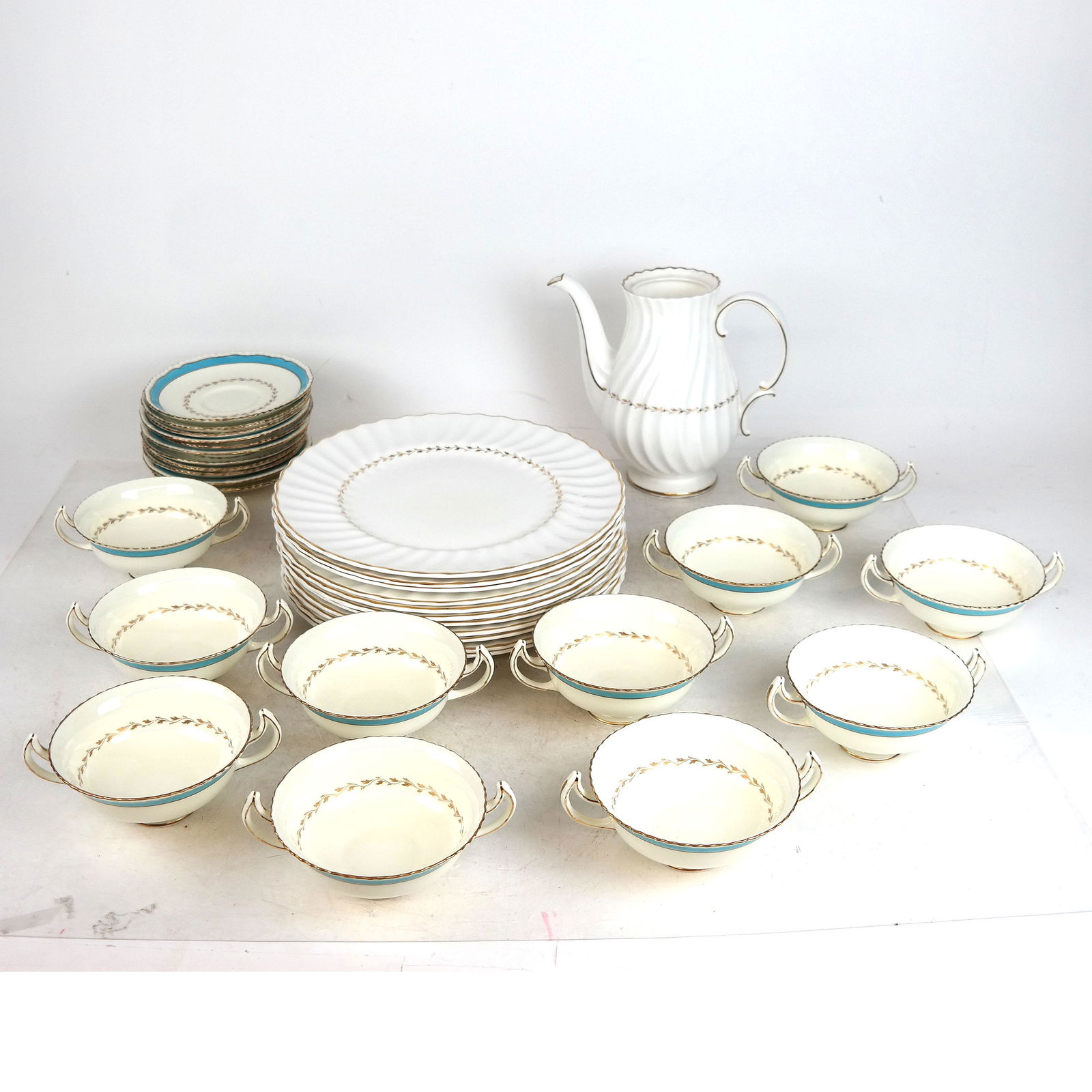 Assorted Royal Doulton Dinnerware (1 of 17)