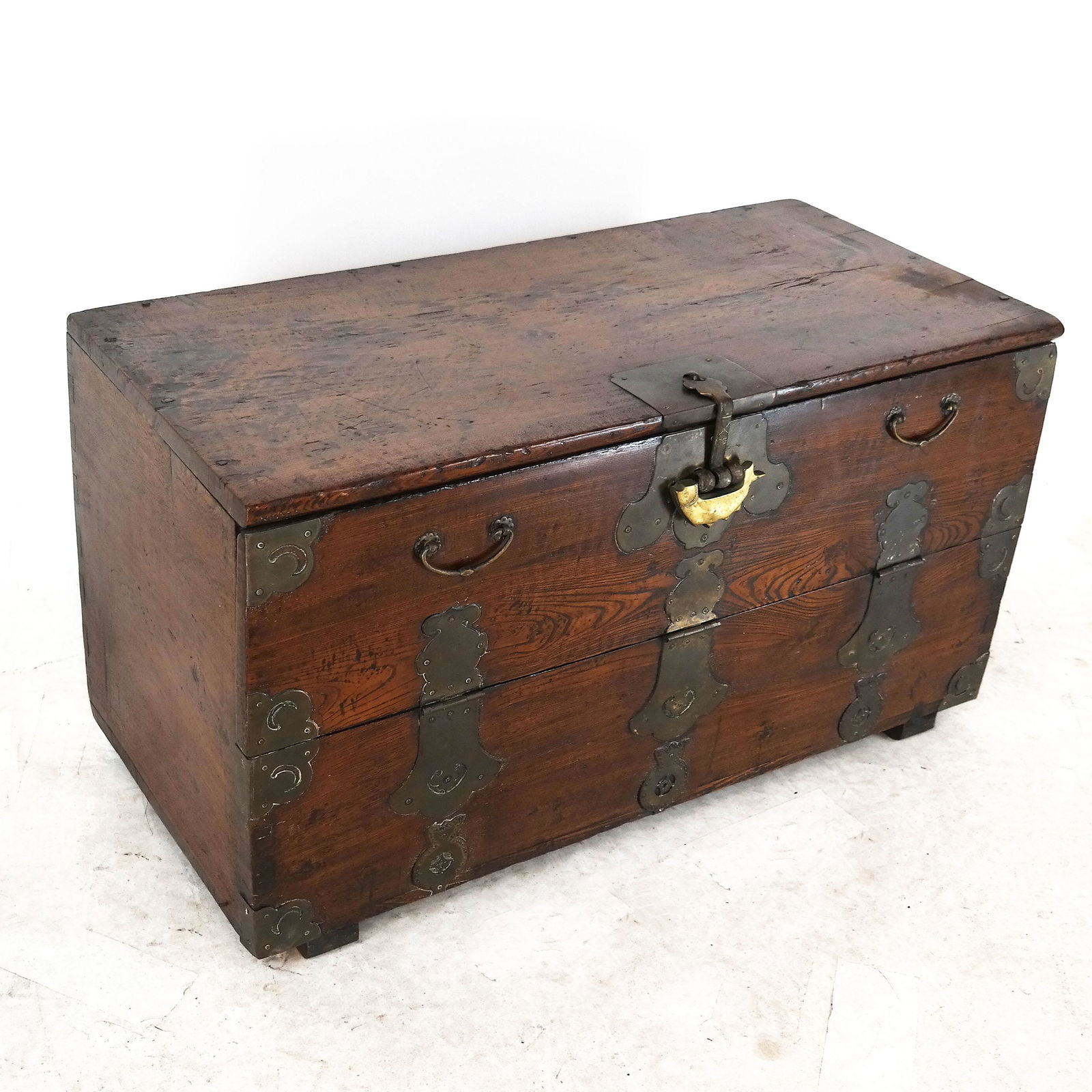 Antique Korean Document Chest (1 of 9)