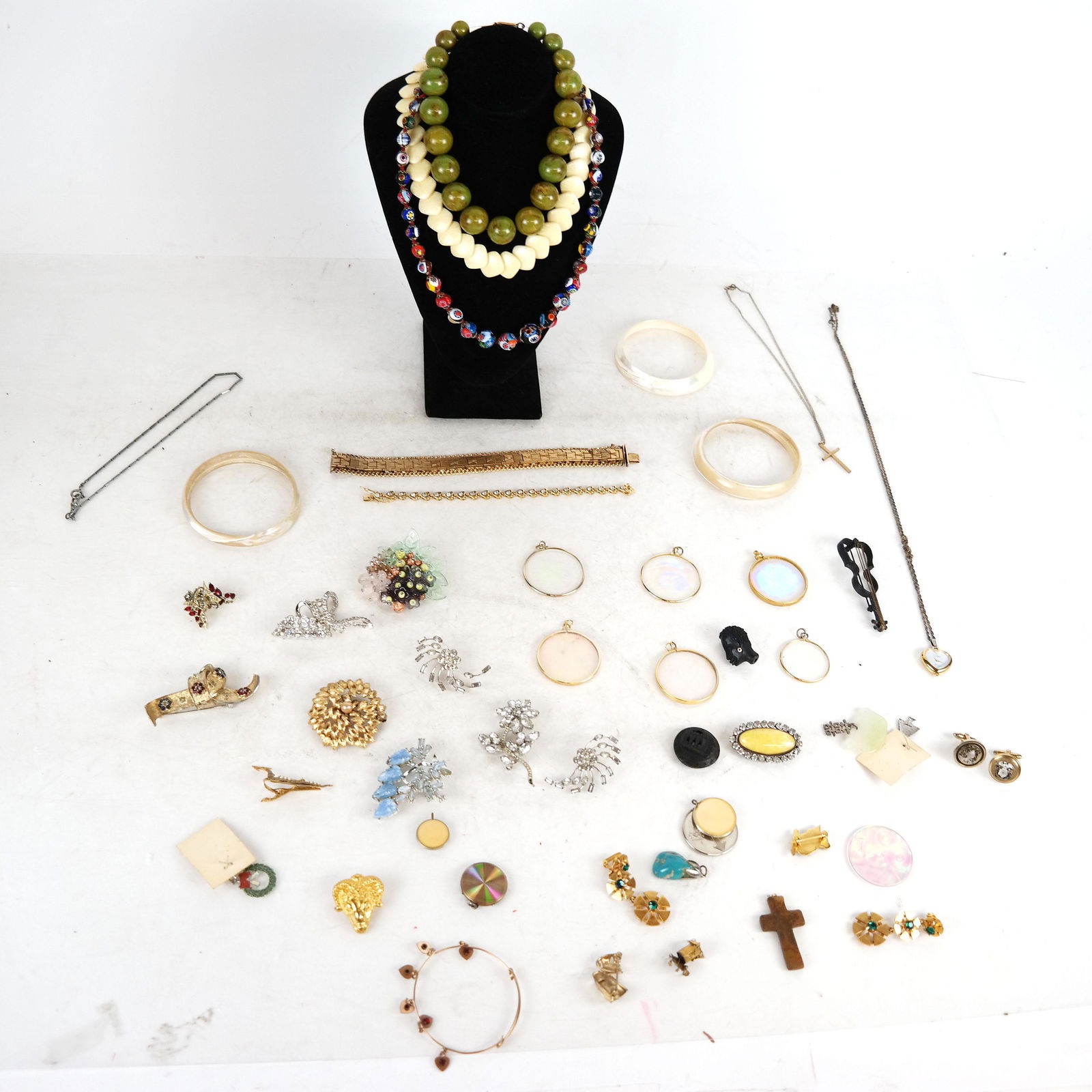 Group of Mixed Costume Jewelry (1 of 12)