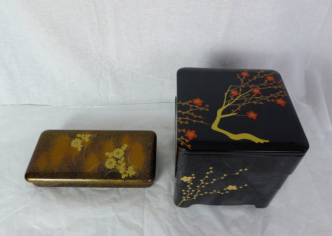 Pair of Japanese Lacquer boxes (1 of 9)