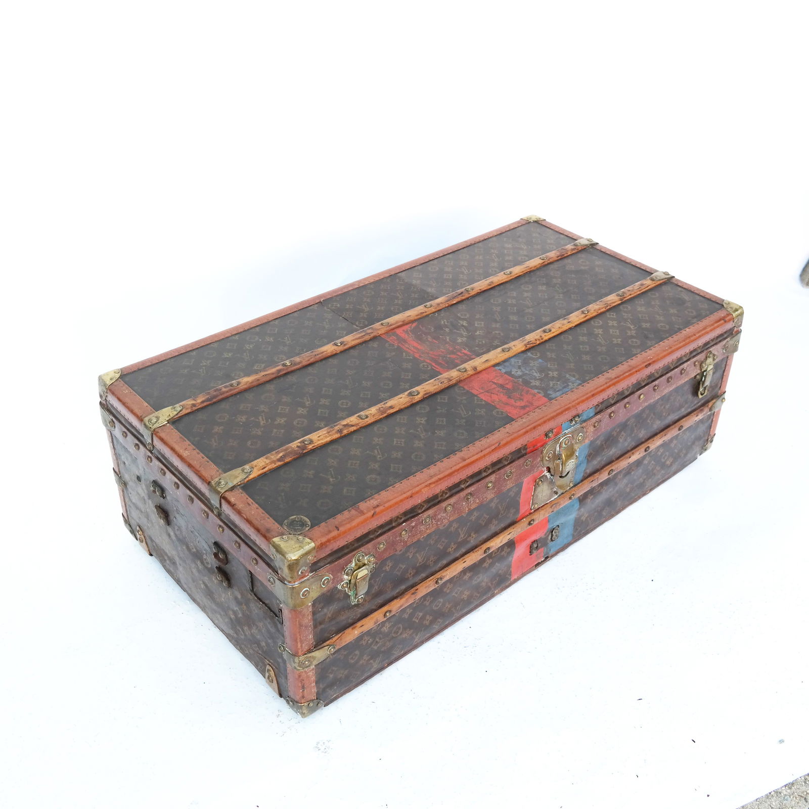 Vintage Louis Vuitton Steamer Trunk (1 of 15)