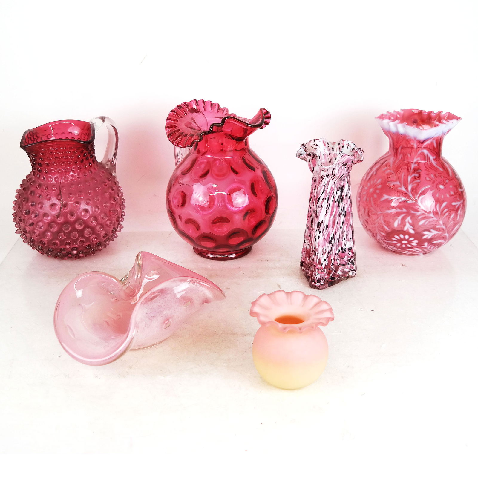 6 Vintage American Blown Glass Articles (1 of 9)