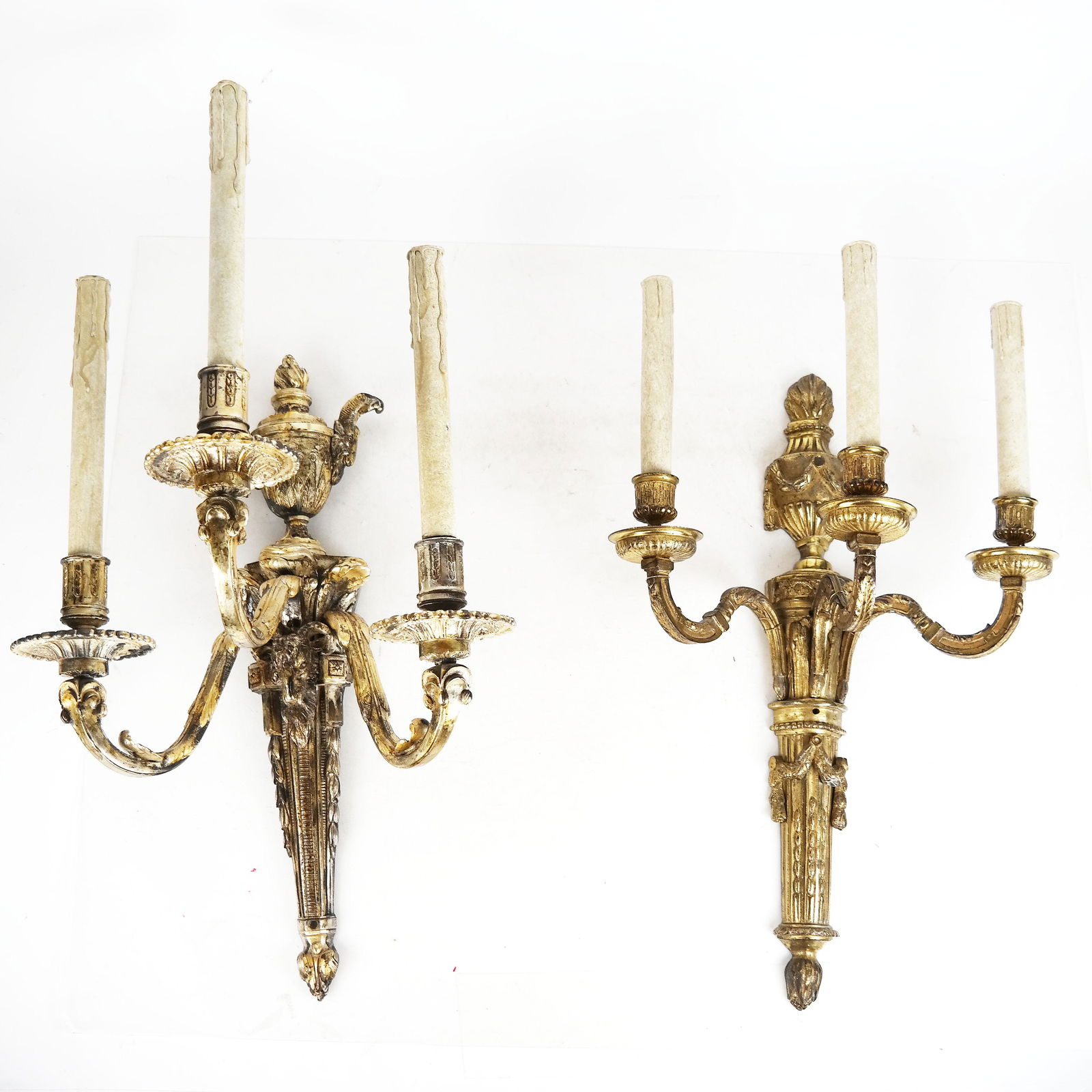 Two French Gilt Metal 3-Branch Wall Lights (1 of 11)