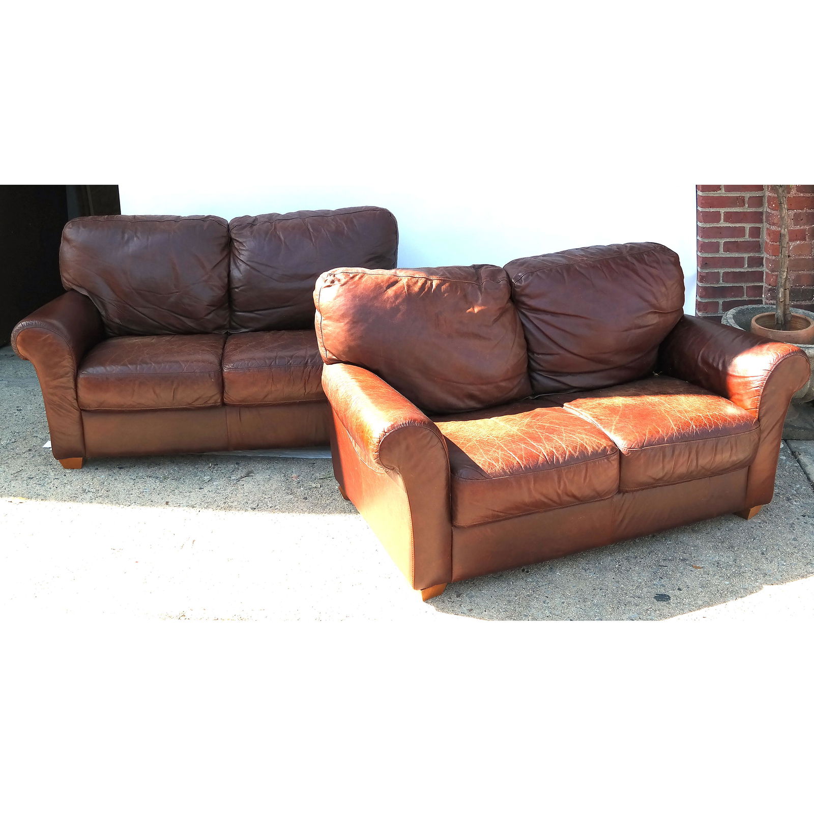 Pair of Mid-Century Brown Leather Love Seats (1 of 11)