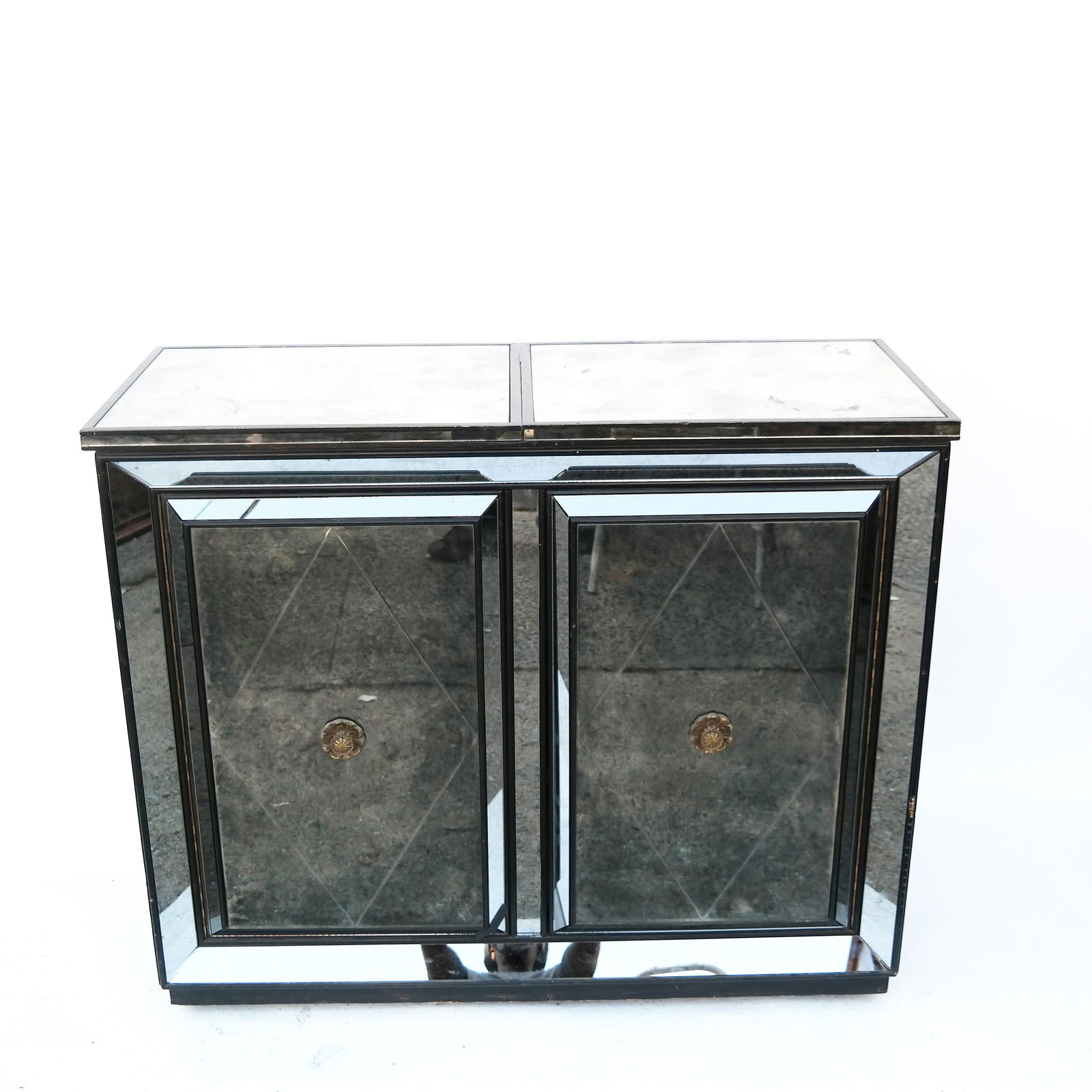 Manner of James Mont Mirrored Bar (1 of 14)