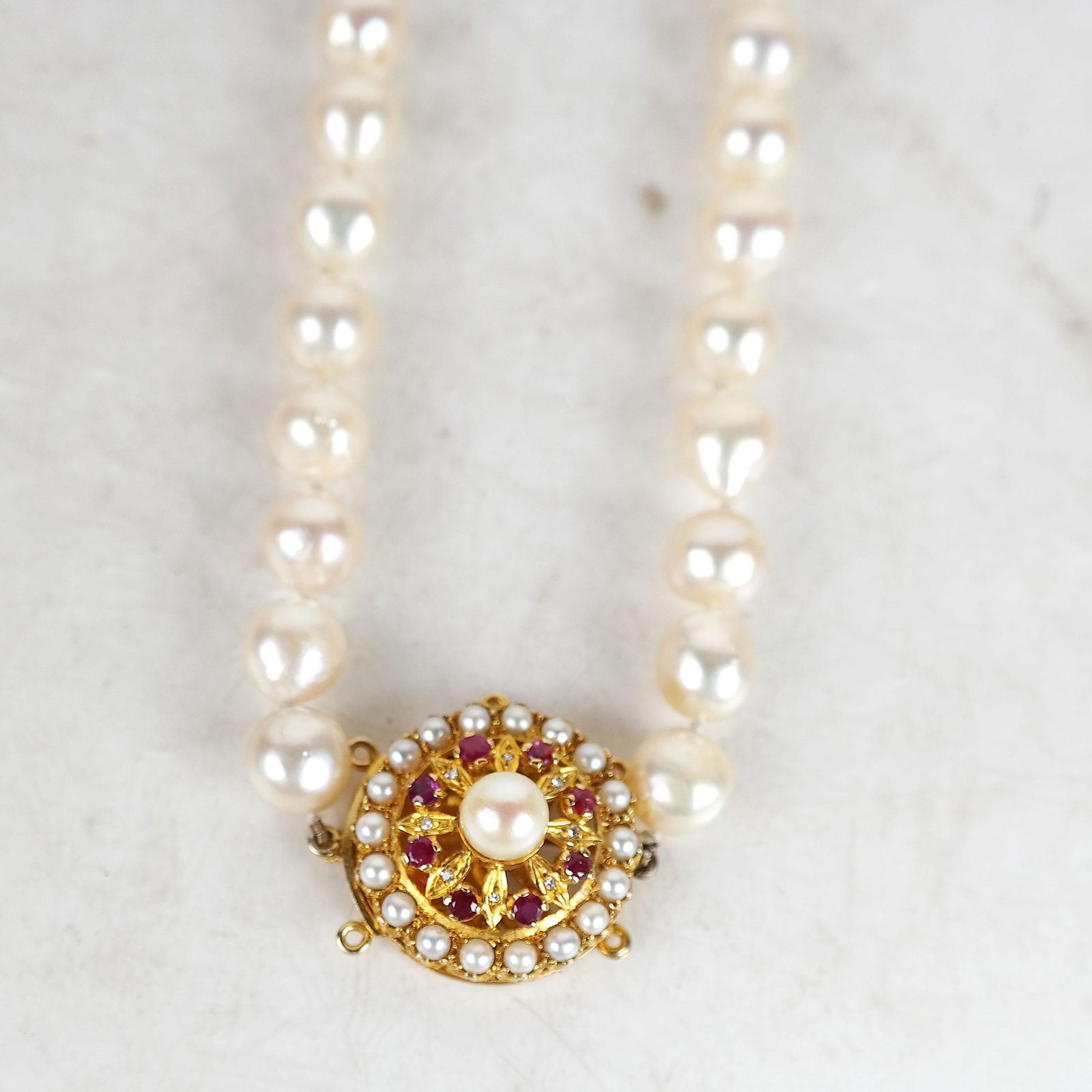 7mm Pearl Necklace w/ 9K Gold Clasp (1 of 9)
