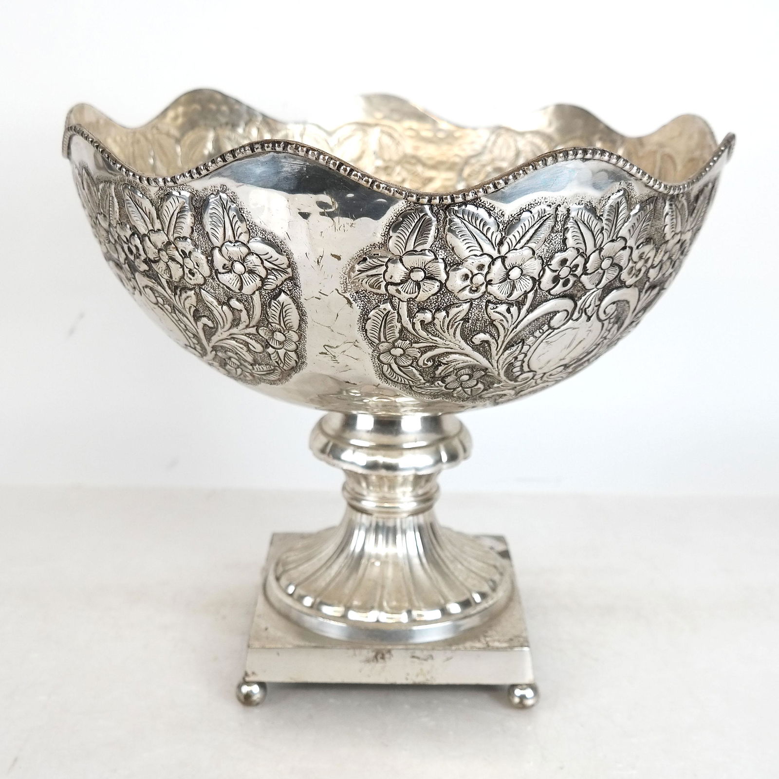 Hammered Repousse Silver Plate Monteith (1 of 5)