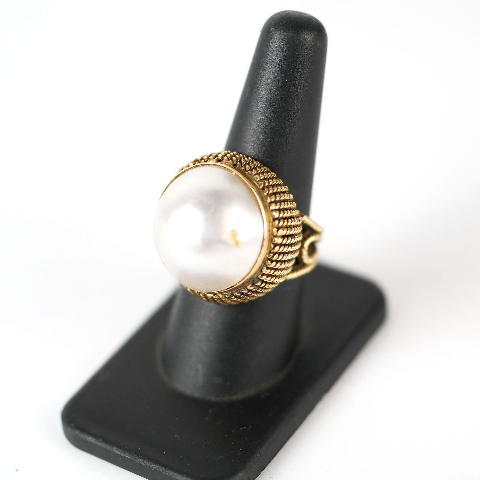 14K Gold & Mabe Pearl Ladies Ring (1 of 7)