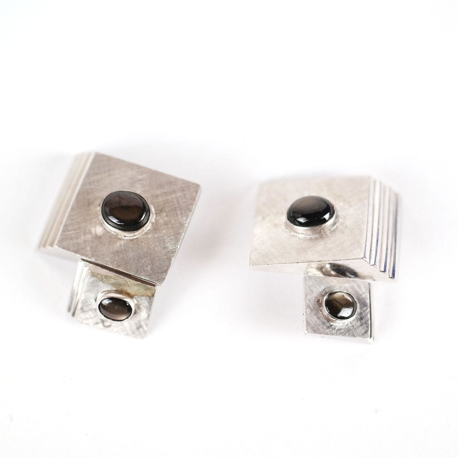 Pair of 14K White Gold & Sapphire Men's Cufflinks (1 of 7)