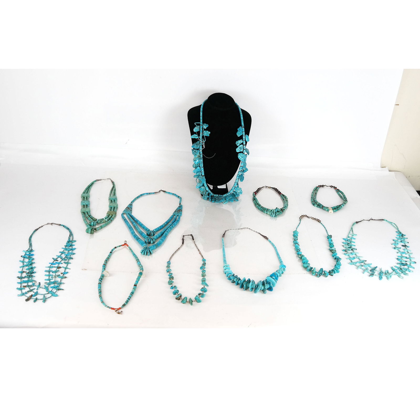 Eleven Native American Indian Turquoise Necklaces (1 of 9)