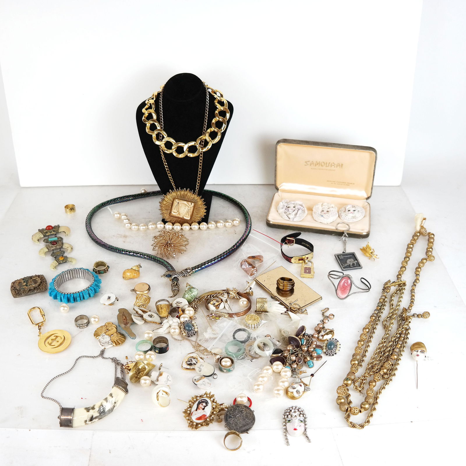 Large Bag of Costume Jewelry (1 of 12)