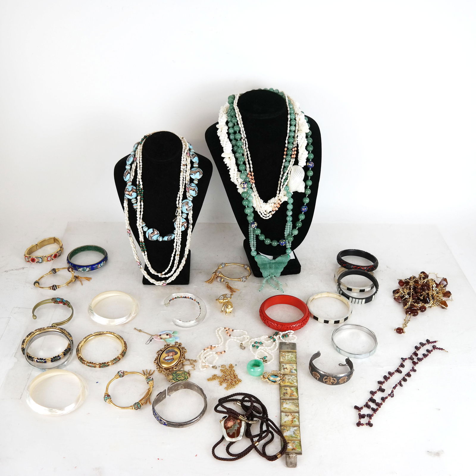 Large Bag of Costume Jewelry (1 of 9)