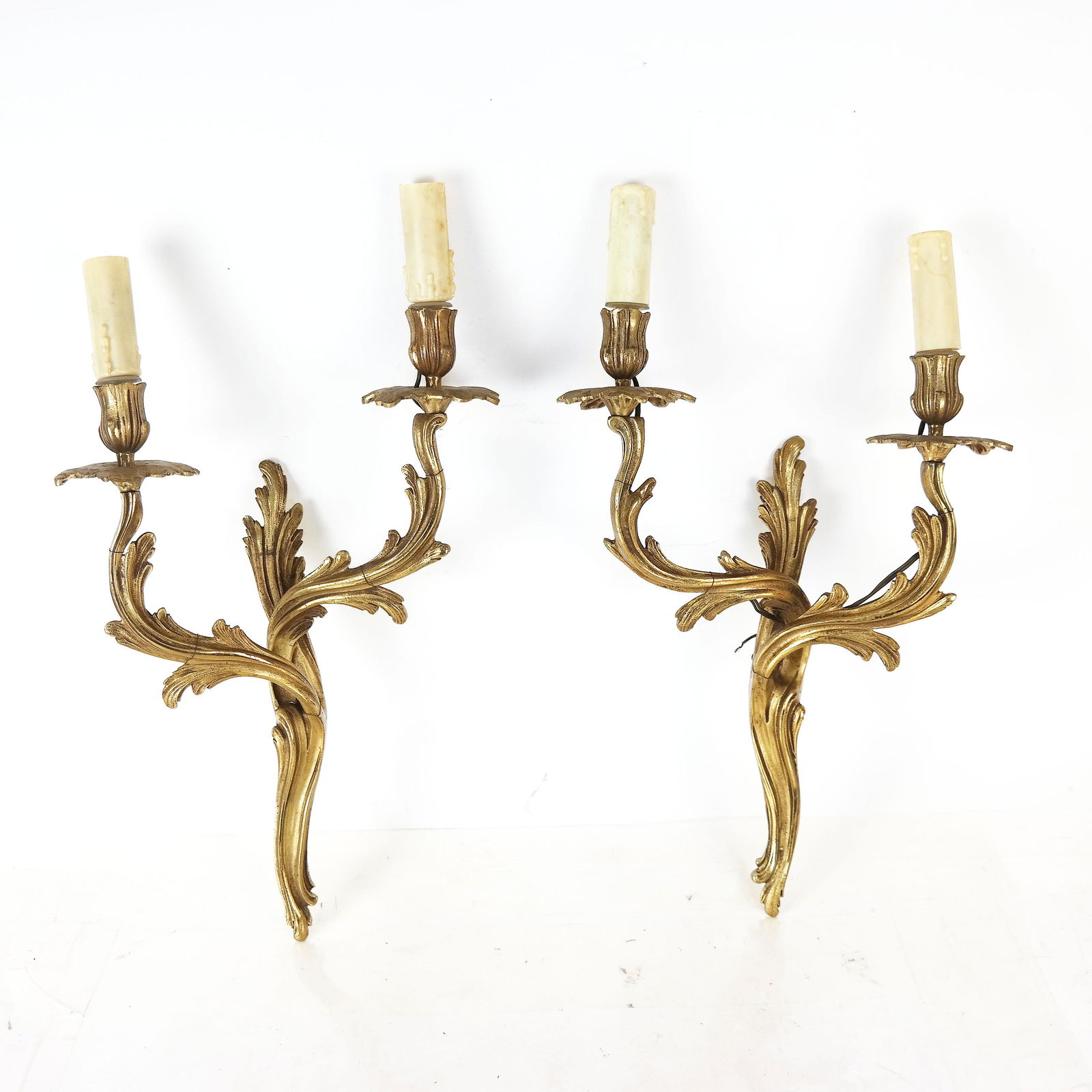 Pair of Louis XV-Style Bronze Sconces (1 of 7)