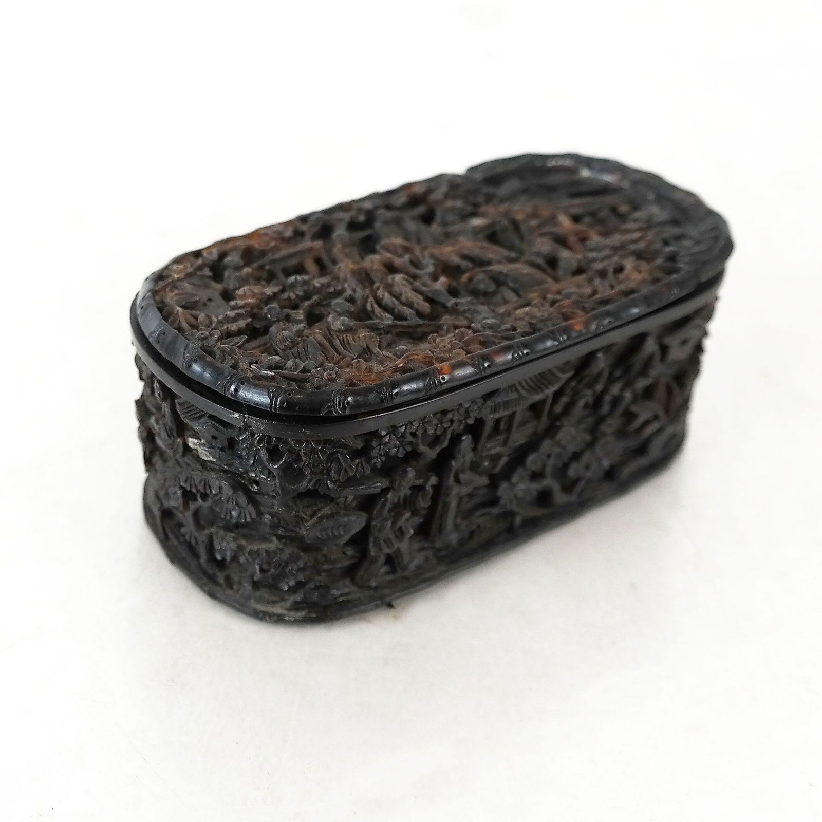 Chinese Carved Snuff / Trinket Box (1 of 7)