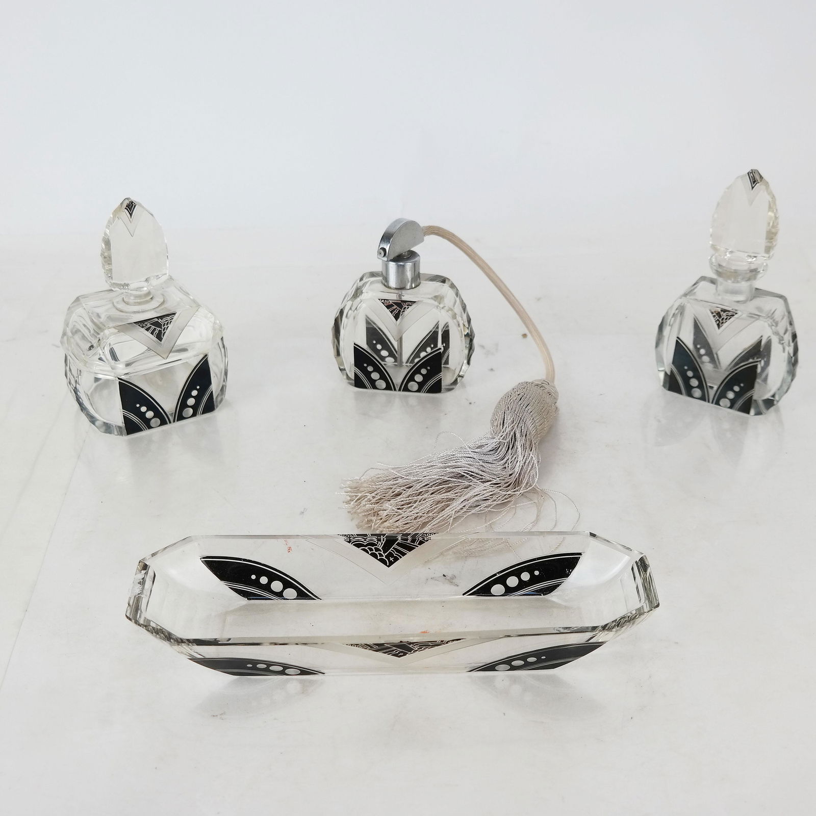 Art Deco Glass Toiletry / Vanity Set (1 of 11)