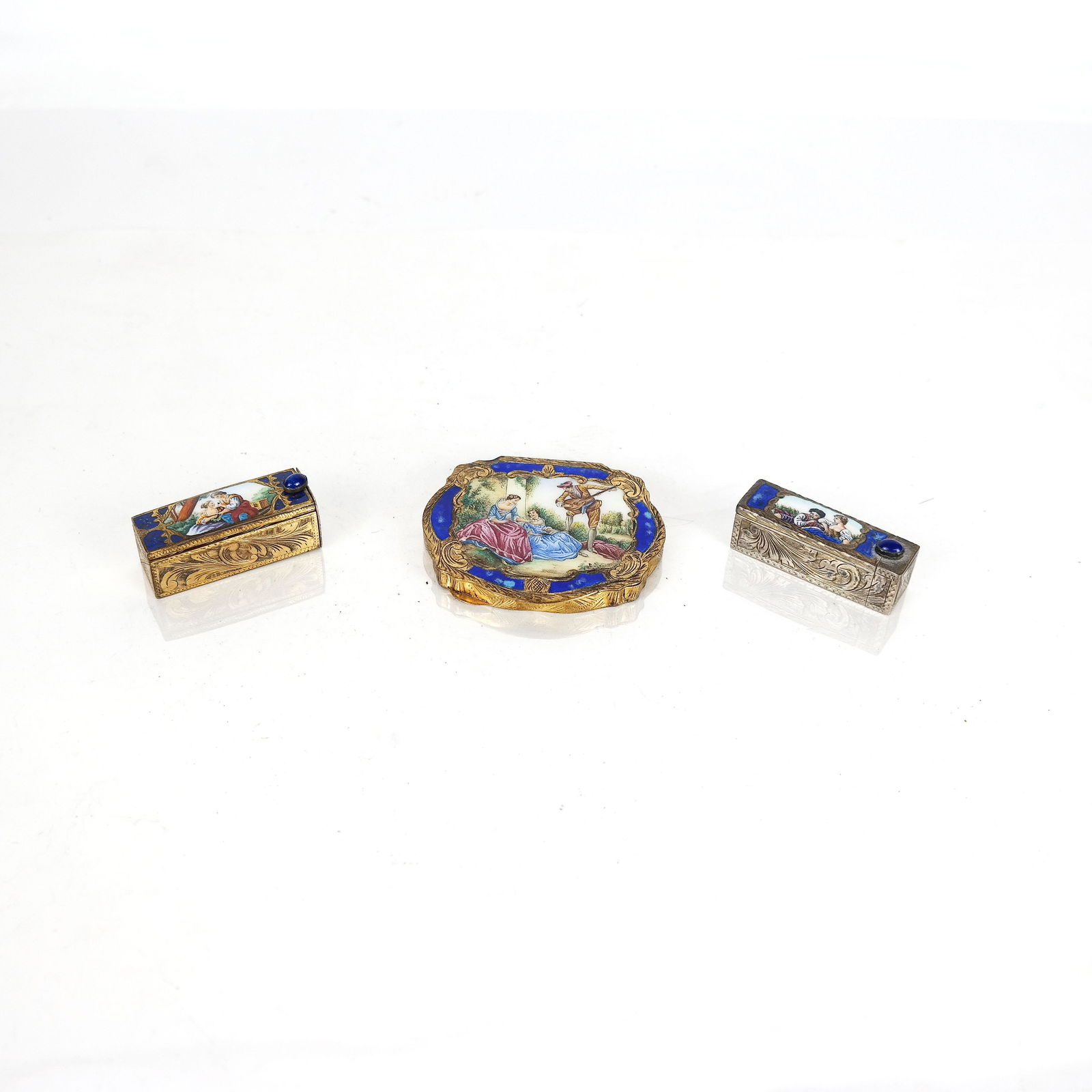 3-Pc. .800 Silver Vanity Set (1 of 14)