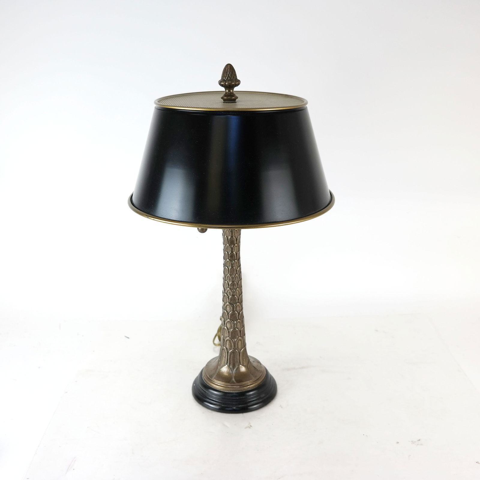 Single Modern Cast Brass Table Lamp (1 of 8)