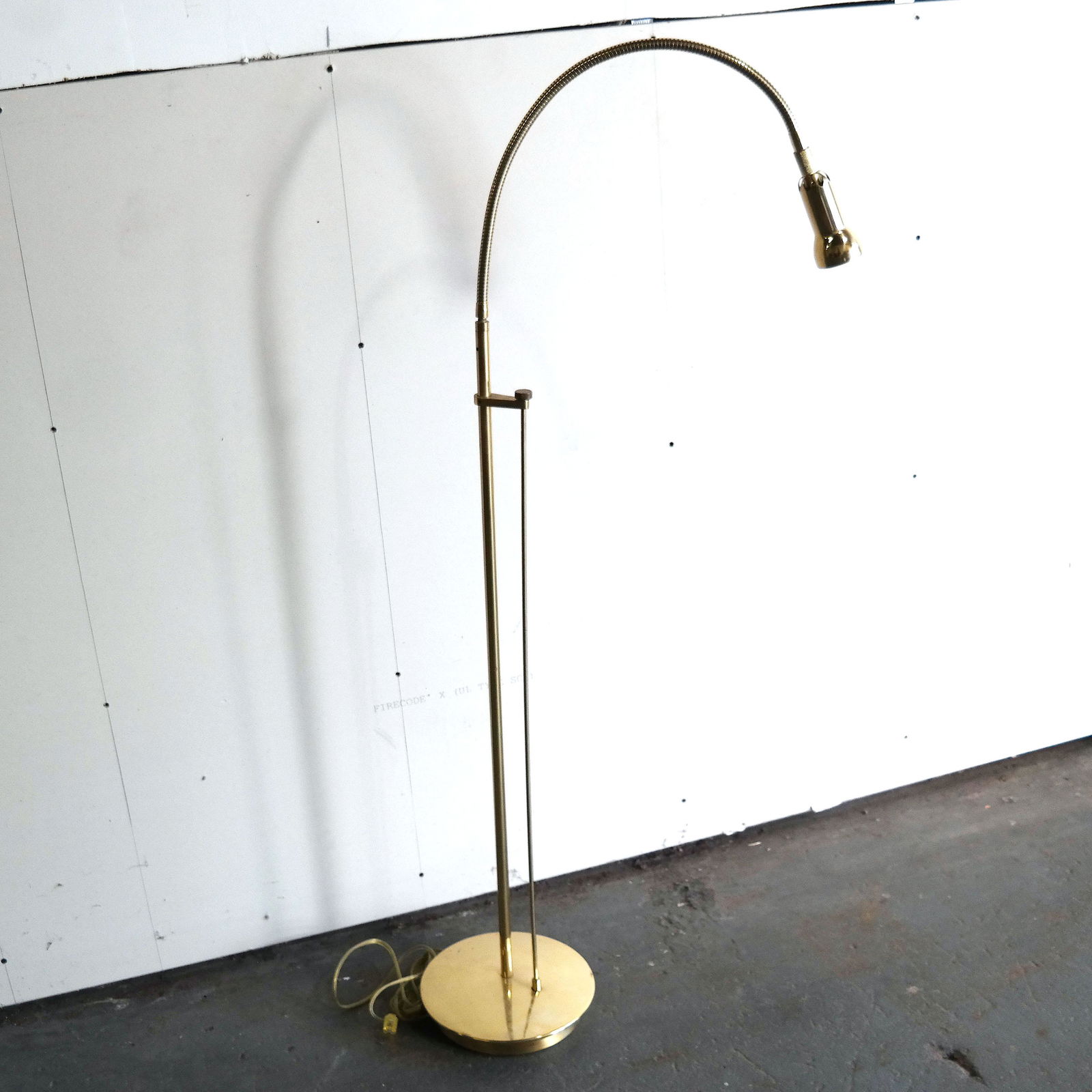 High-End Modern Brass Floor Lamp (1 of 10)