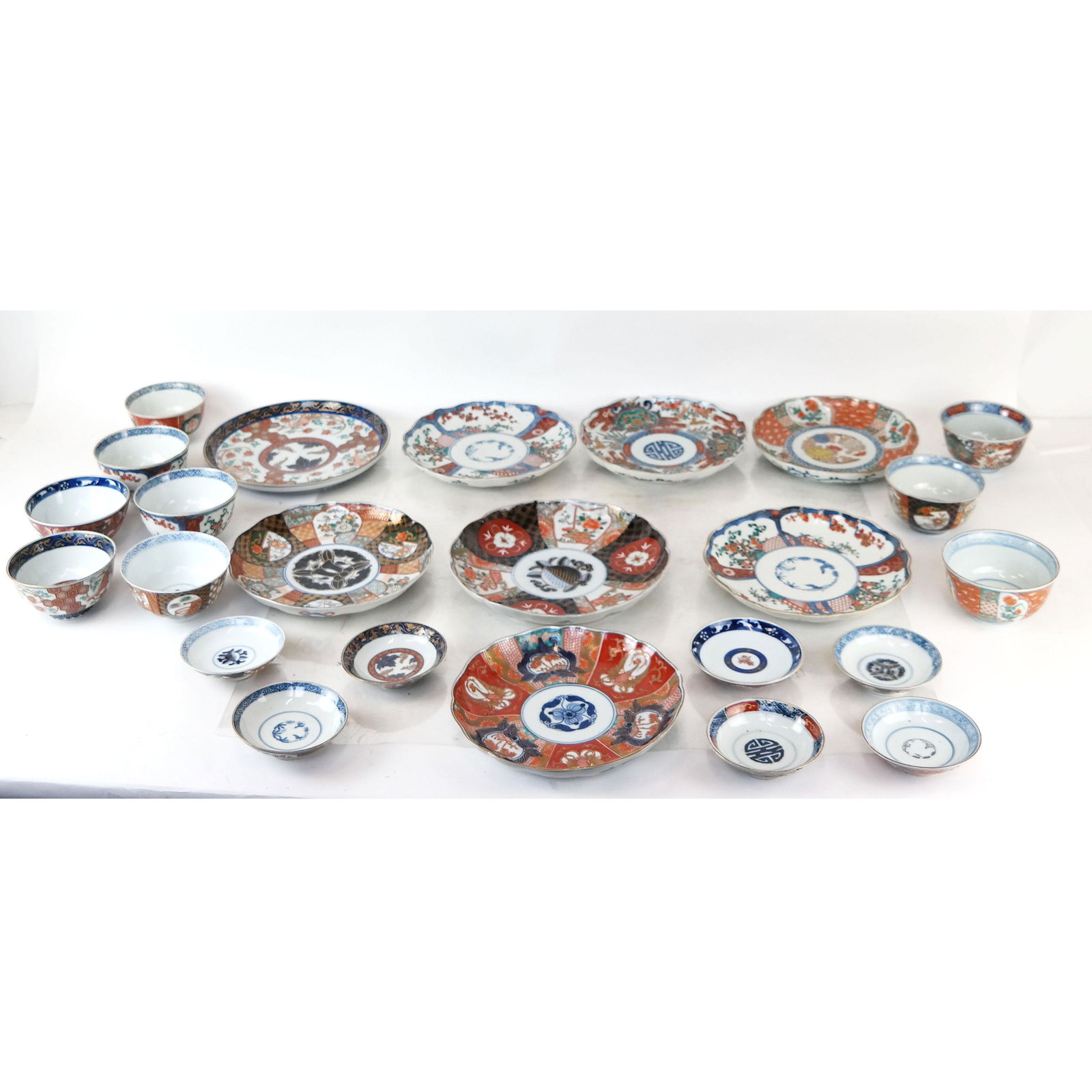 Group Japanese Porcelain Bowls, Others (17) (1 of 16)