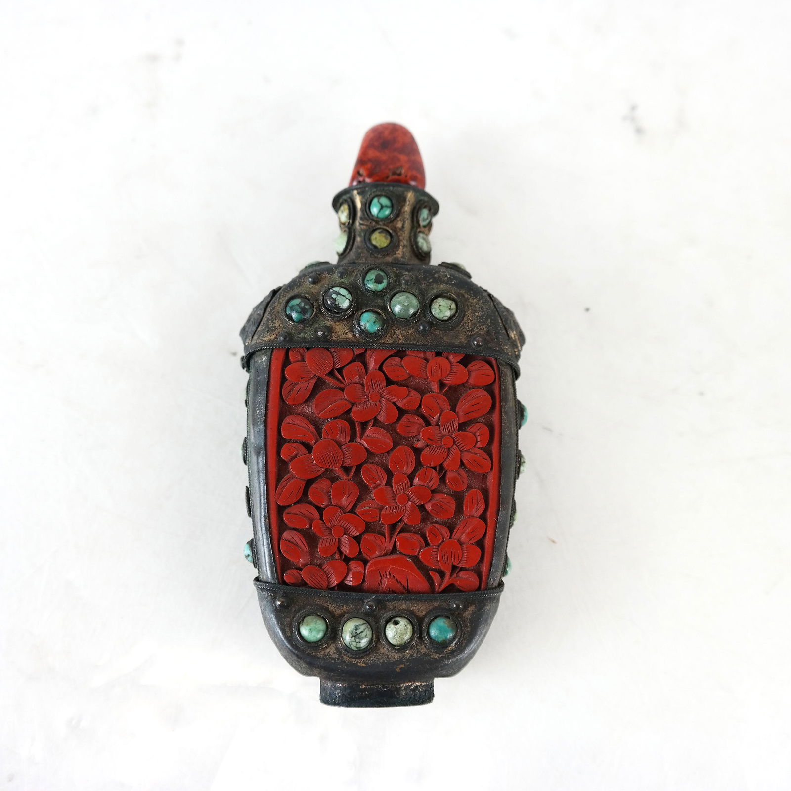 Chinese Cinnabar Snuff Bottle (1 of 5)