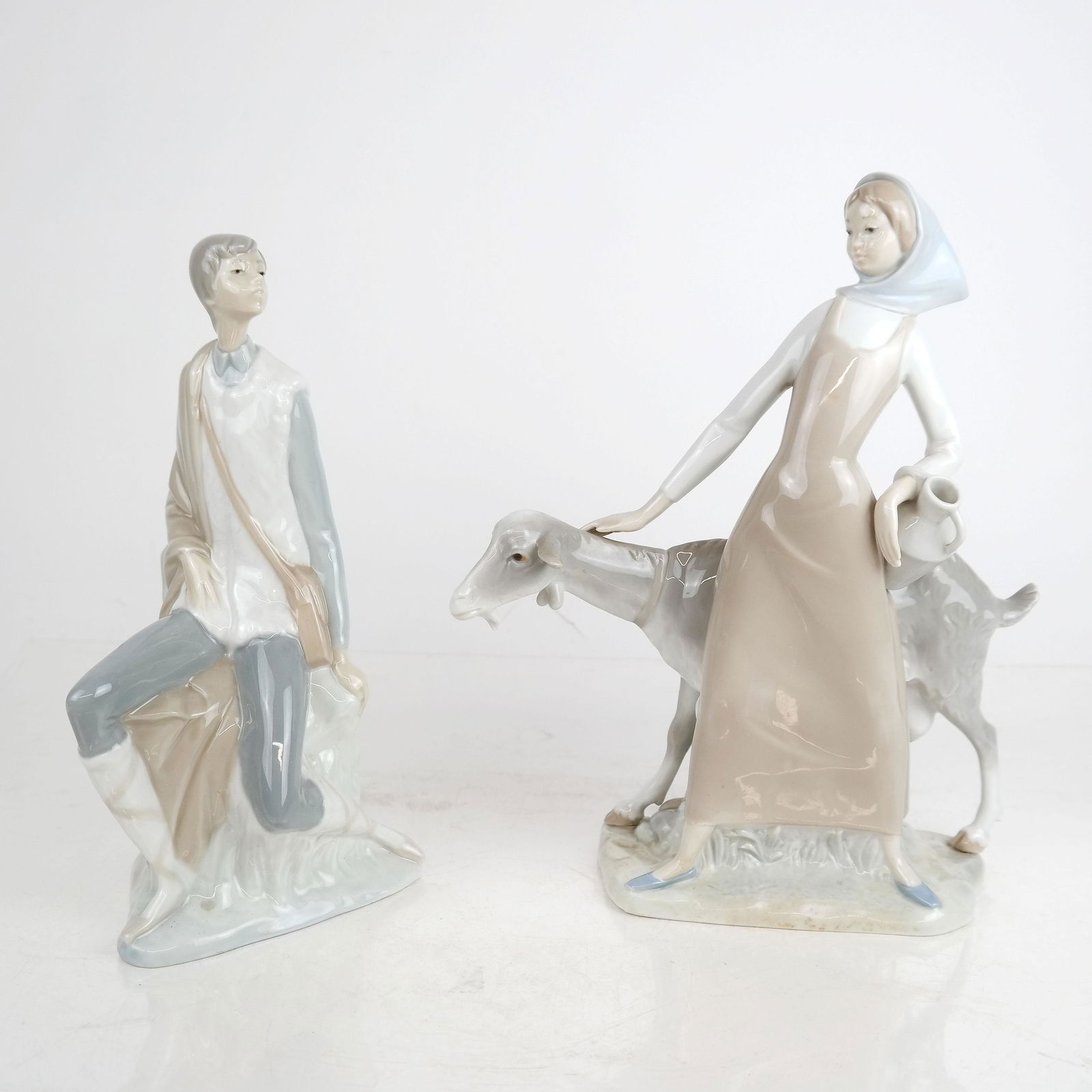 Lladro, Other: Man, Woman Sculptures (1 of 11)