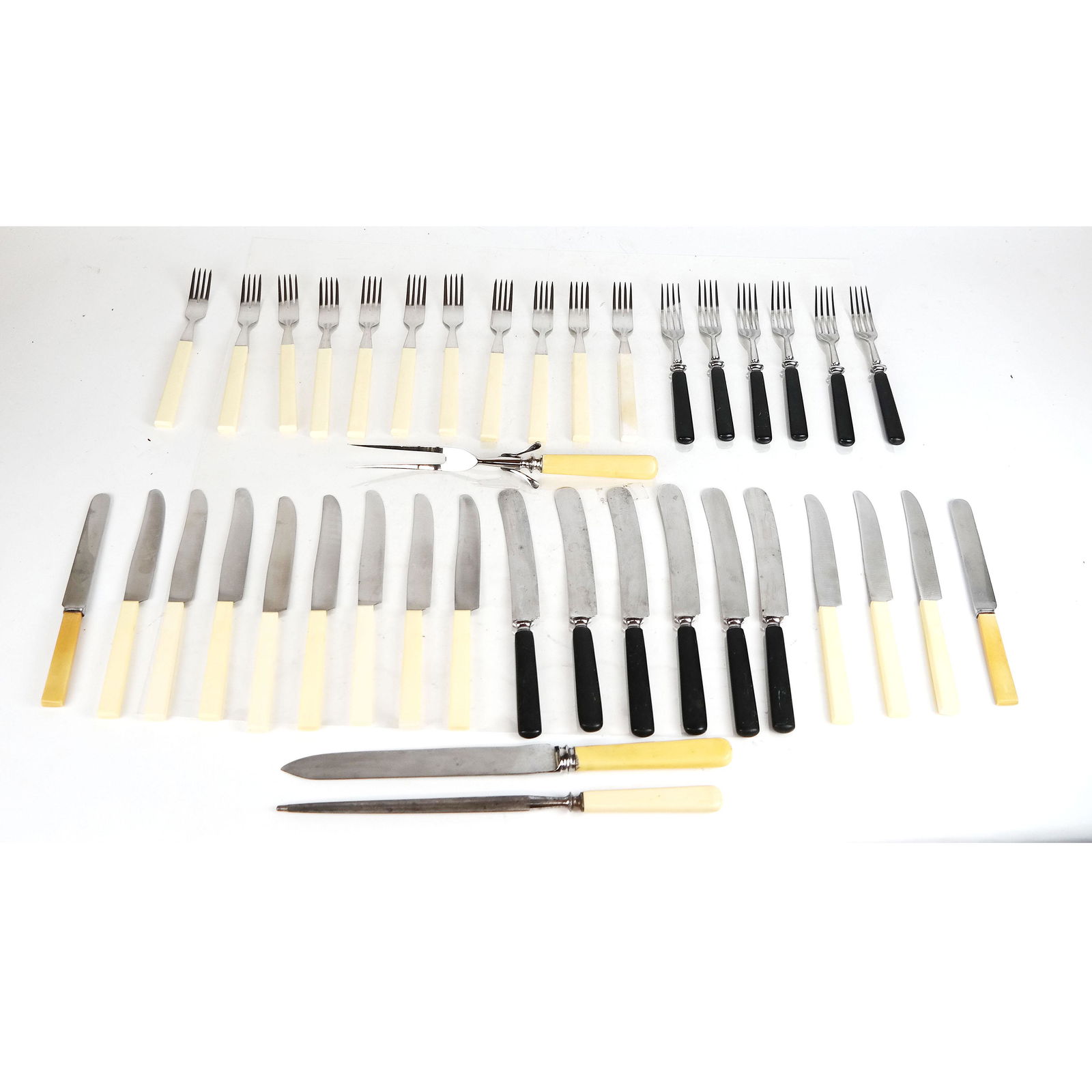 Assorted MCM Plastic Handle Flatware Sets (1 of 11)