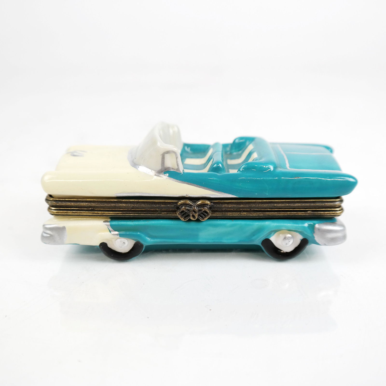 Ceramic Convertible-Form Trinket Box (1 of 9)