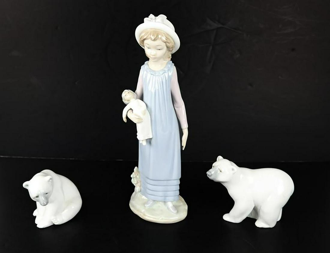 Three Lladro Pieces (1 of 11)