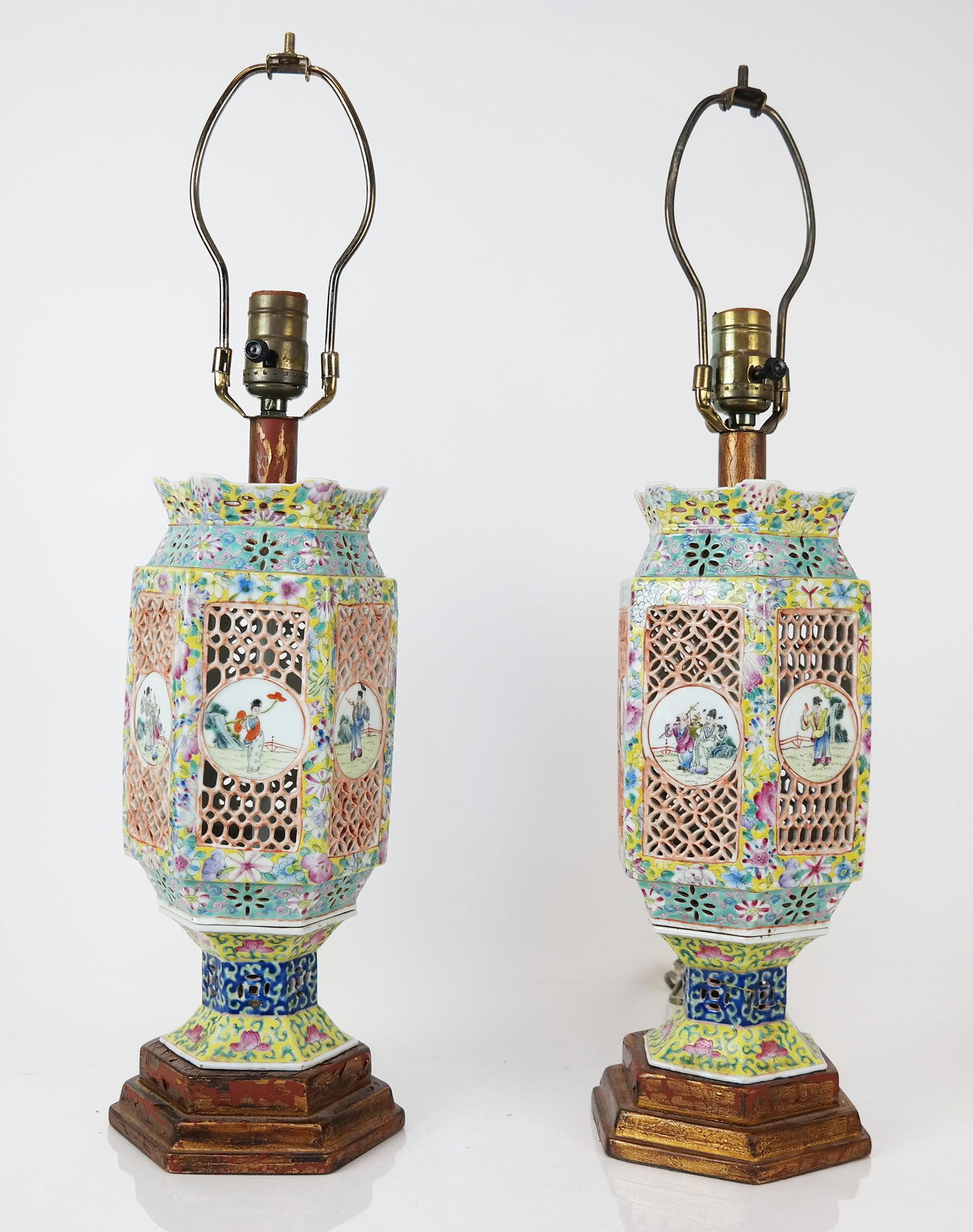 Pair of Chinese Vases Mounted as Lamps (1 of 10)