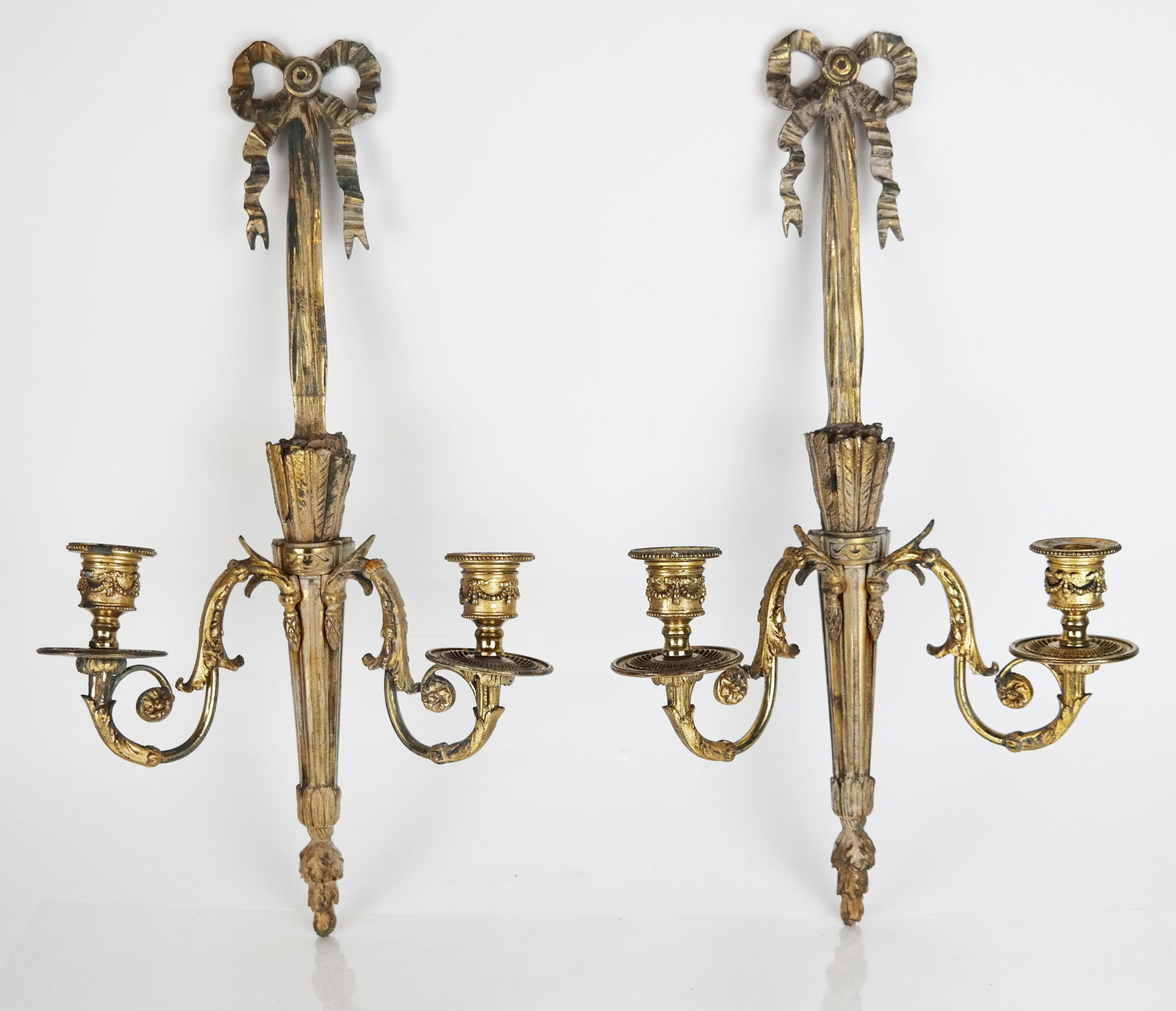 Pair of Antique French Gilt Metal Wall Lights (1 of 8)
