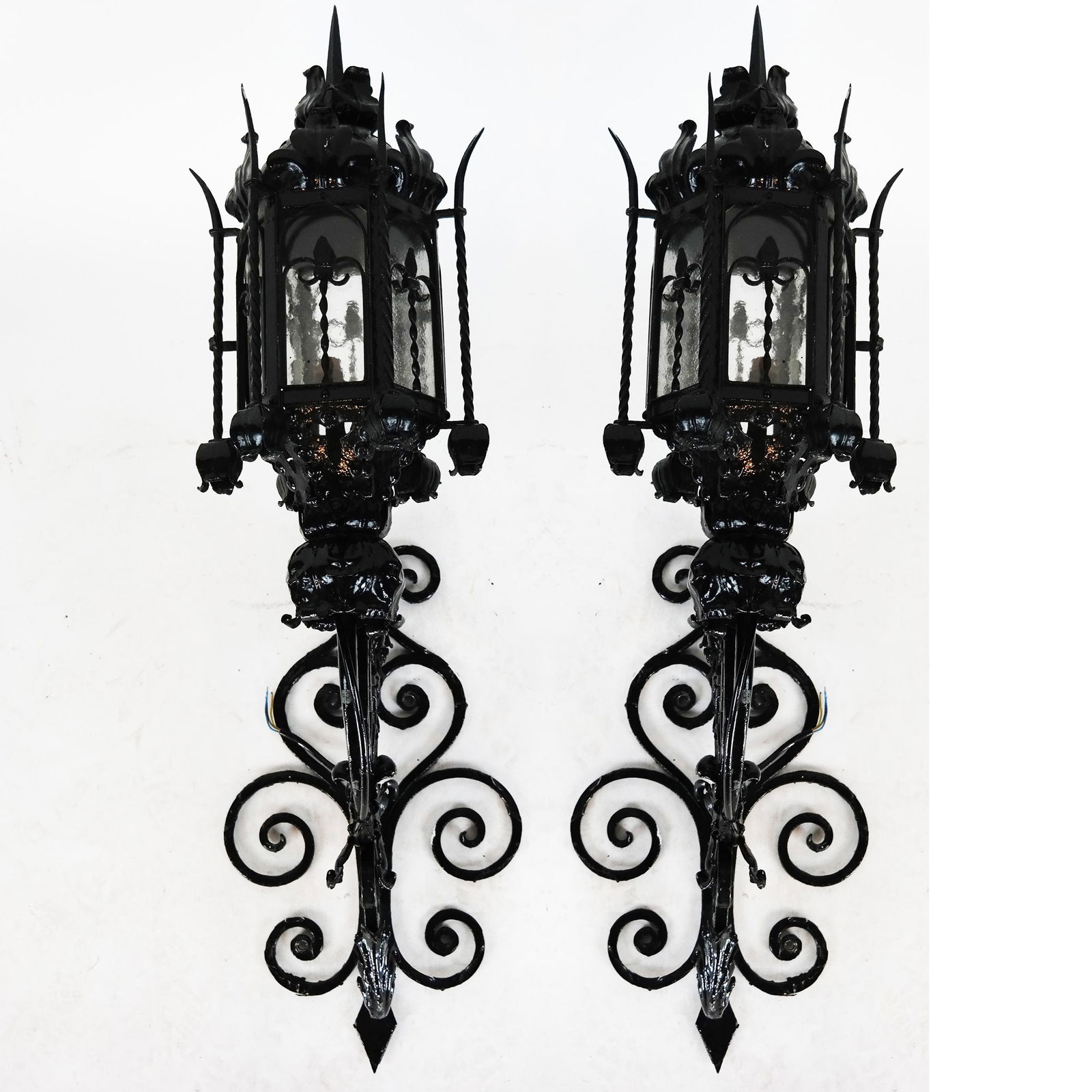 Pair of Black-Painted Iron Wall Lanterns (1 of 11)