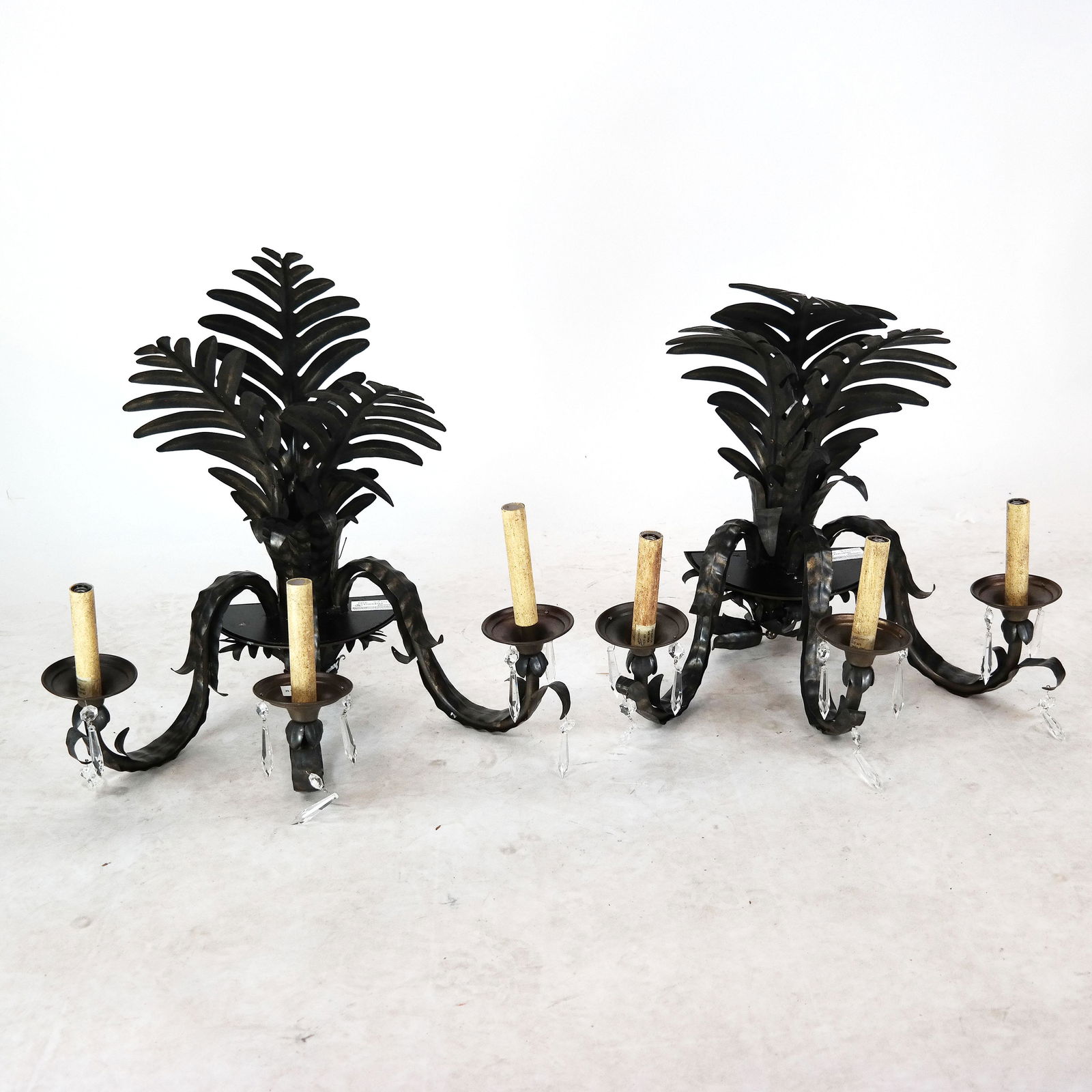 Pair of Patinated Metal Wall Lights (1 of 12)