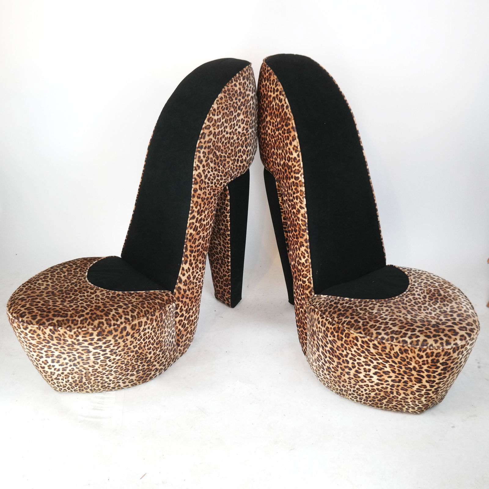 Pair of Stiletto-Form Slipper Chairs (1 of 9)