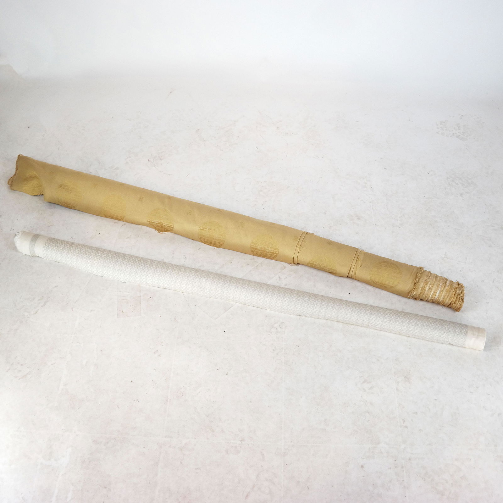 Lot of Two Fortuny Fabrics: Print & Cotton Damask (1 of 12)