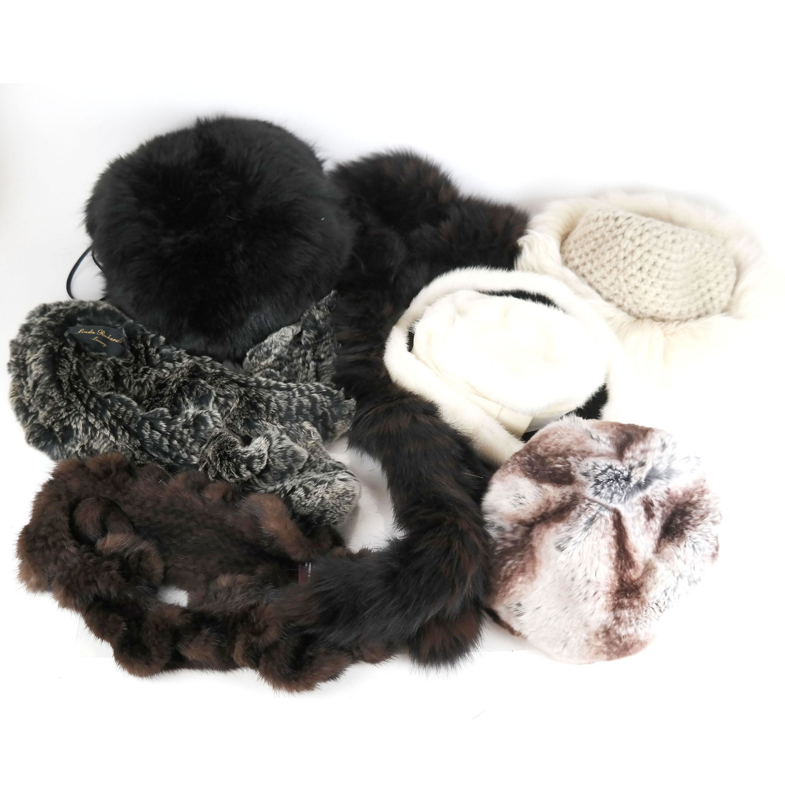 Lot of Fur Hats, Scarves & Muff (1 of 17)