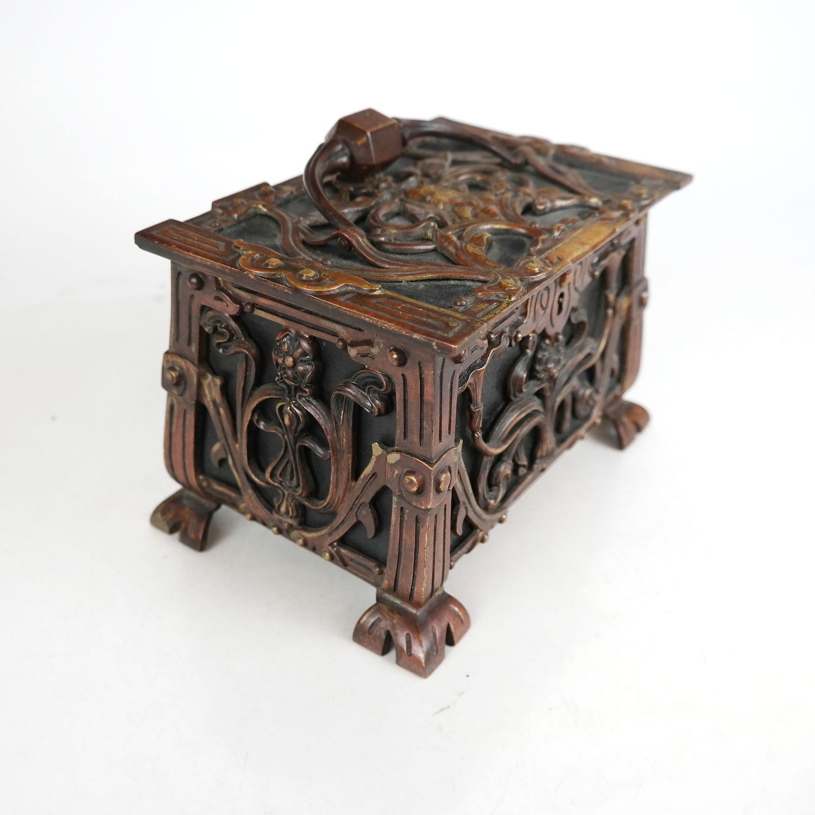 Bronze Art Nouveau Box (1 of 10)