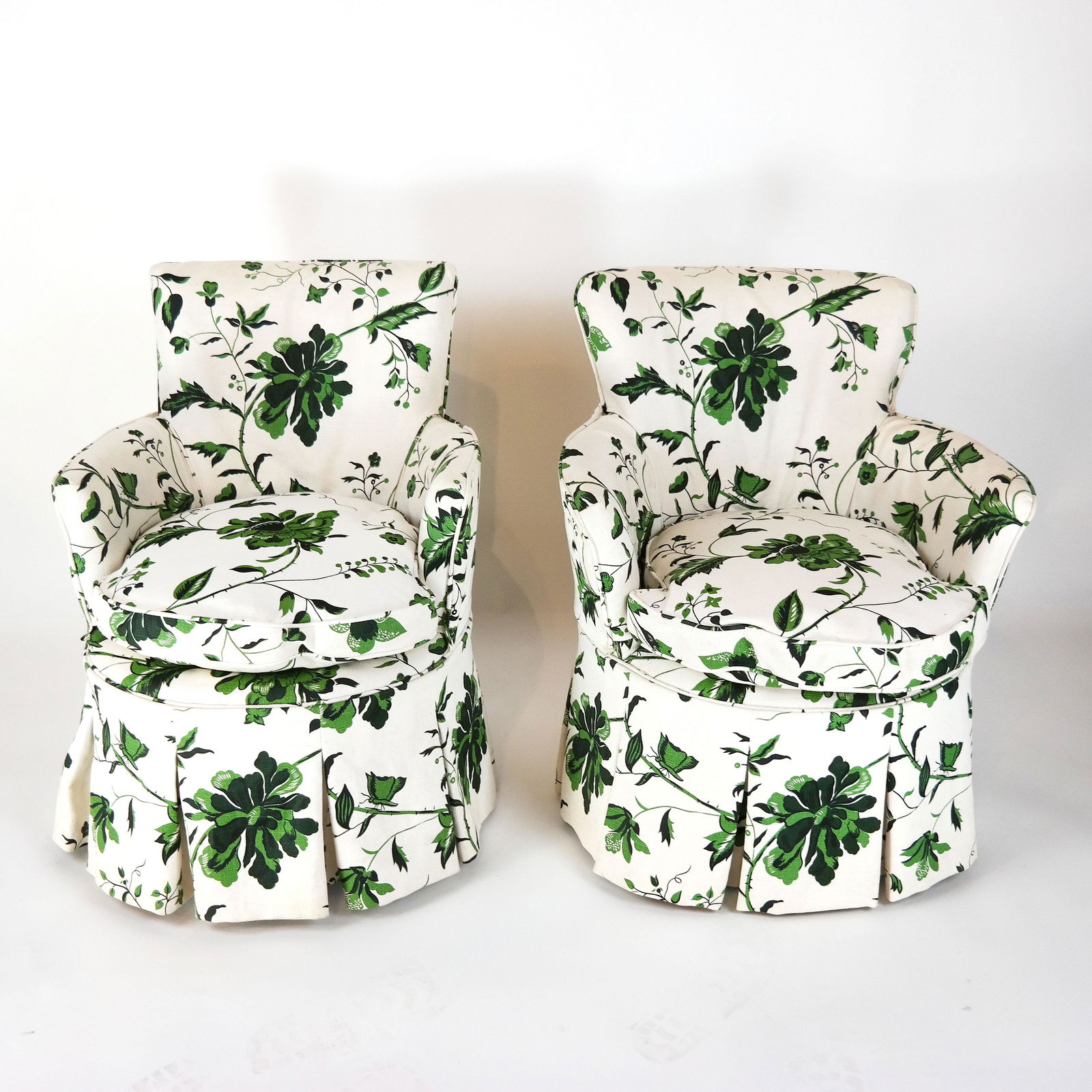 Pair of Floral Upholstered Chairs (1 of 7)