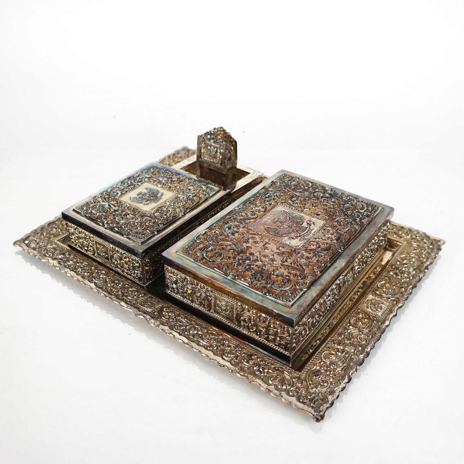 Indonesian Silver Repousse 5-Pc Desk Set (1 of 11)