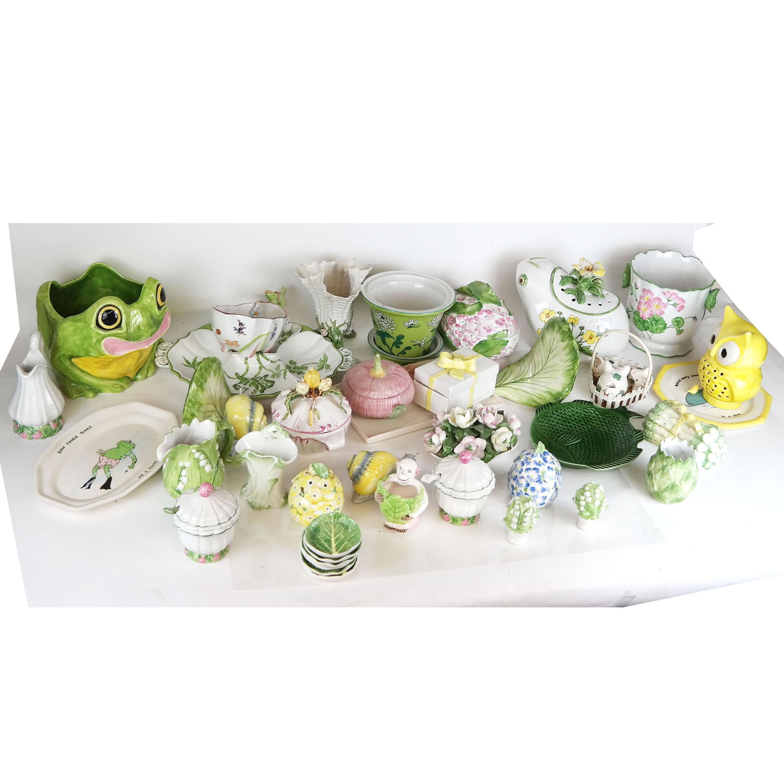 Large Lot of Italian Porcelain Articles (1 of 19)